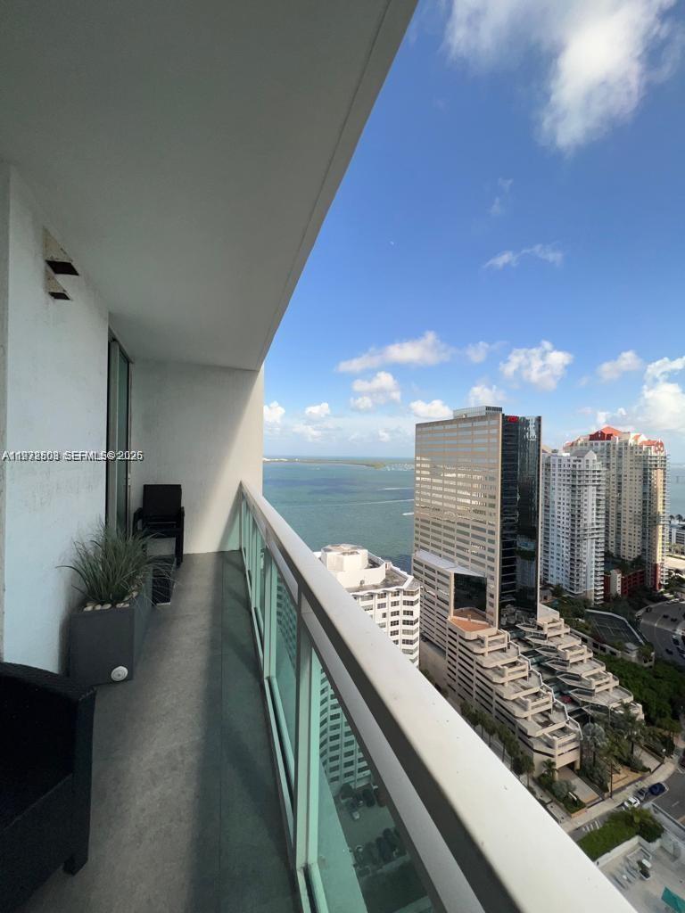 950 Brickell Bay Dr #3105, Miami FL 33131