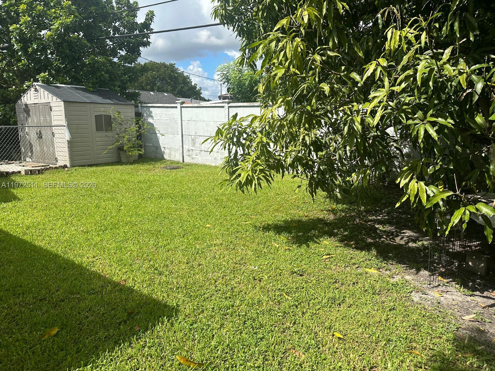 1720 SW 87th Ave, Miami FL 33165