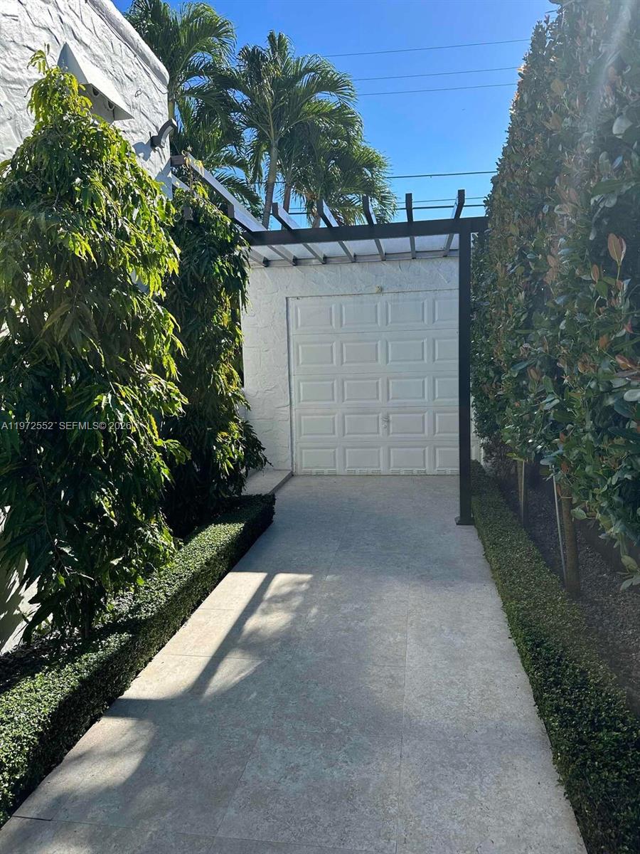 5648 SW 5th Ter, Miami FL 33134