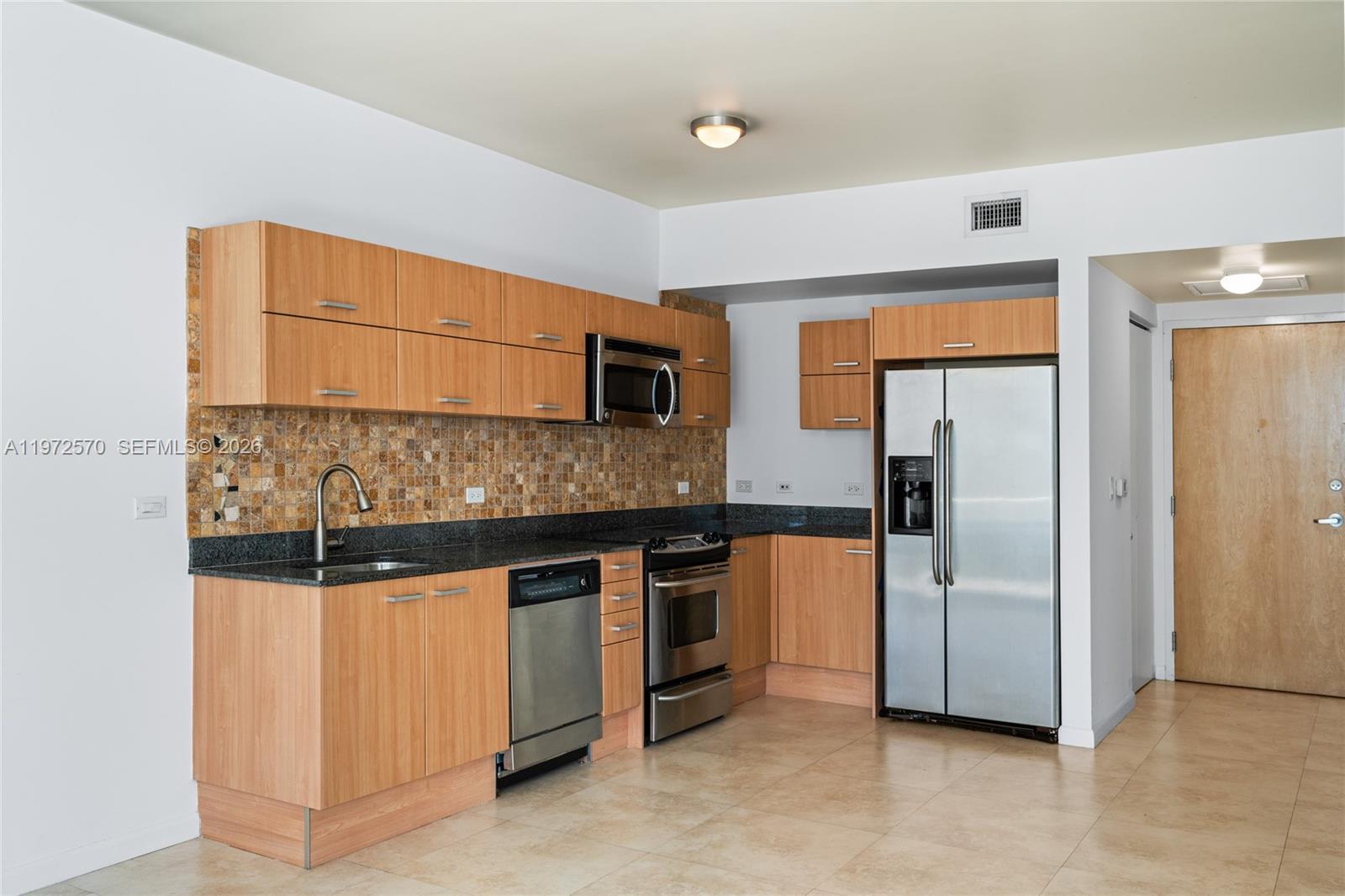 350 S Miami Ave #2210, Miami FL 33130