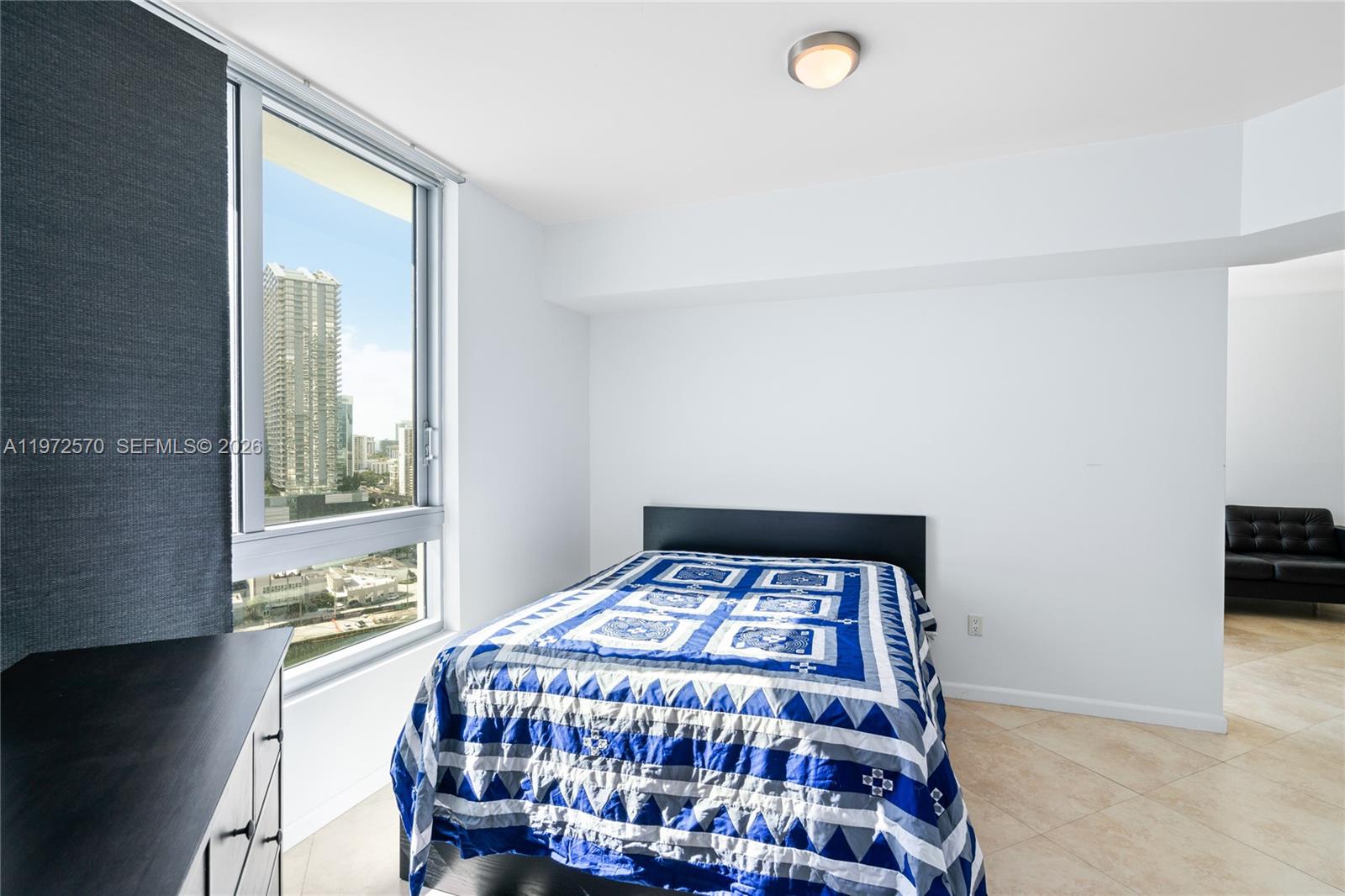 350 S Miami Ave #2210, Miami FL 33130