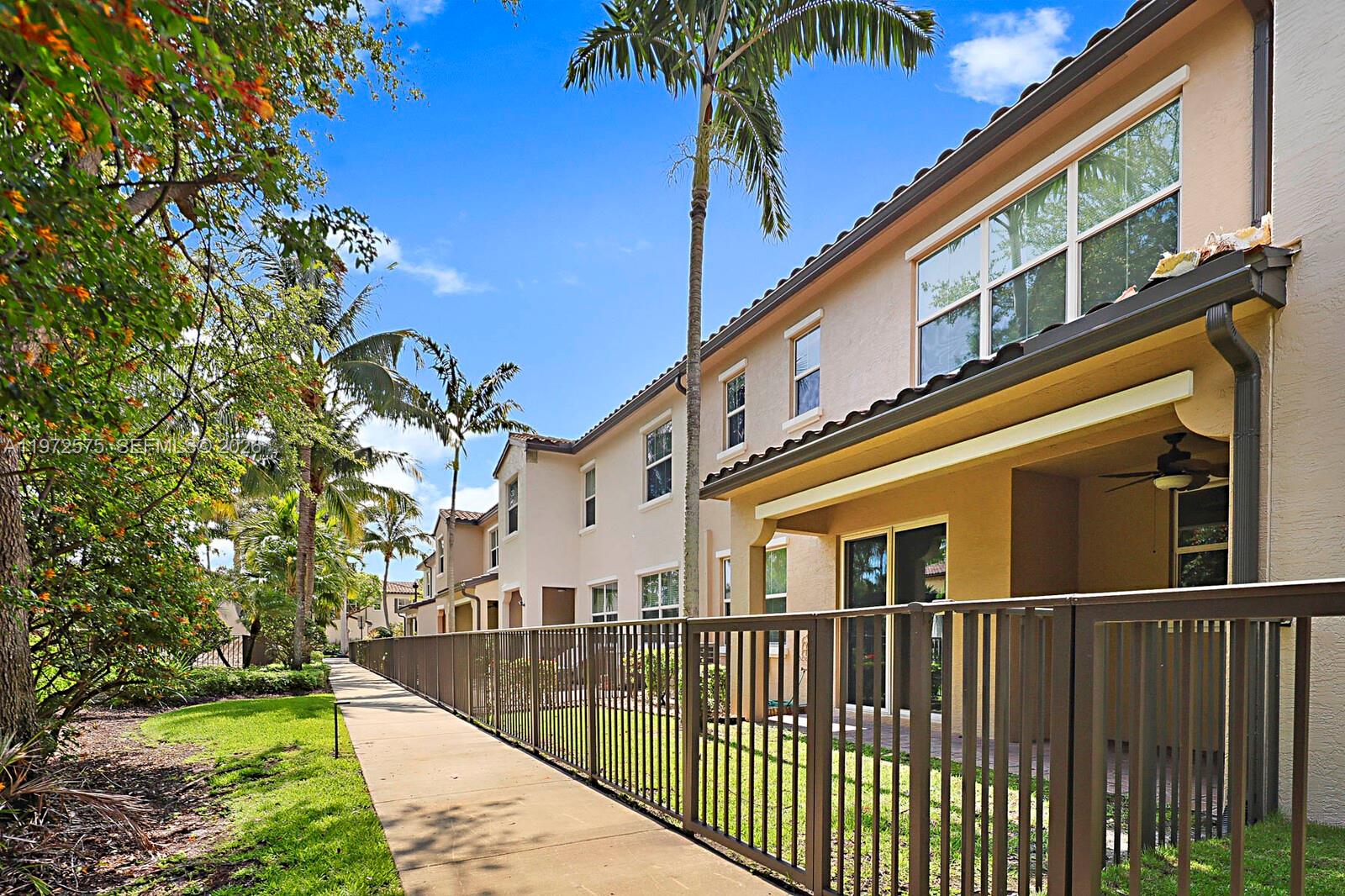4631 Mediterranean Cir #4631, Palm Beach Gardens FL 33418