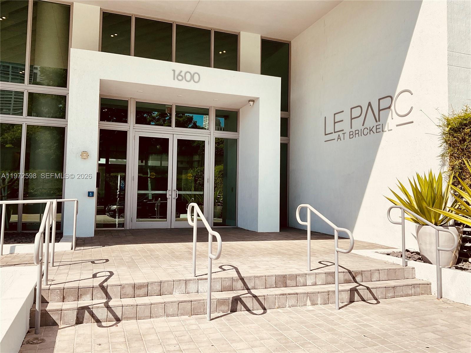 1600 SW 1st Ave #1204, Miami FL 33129