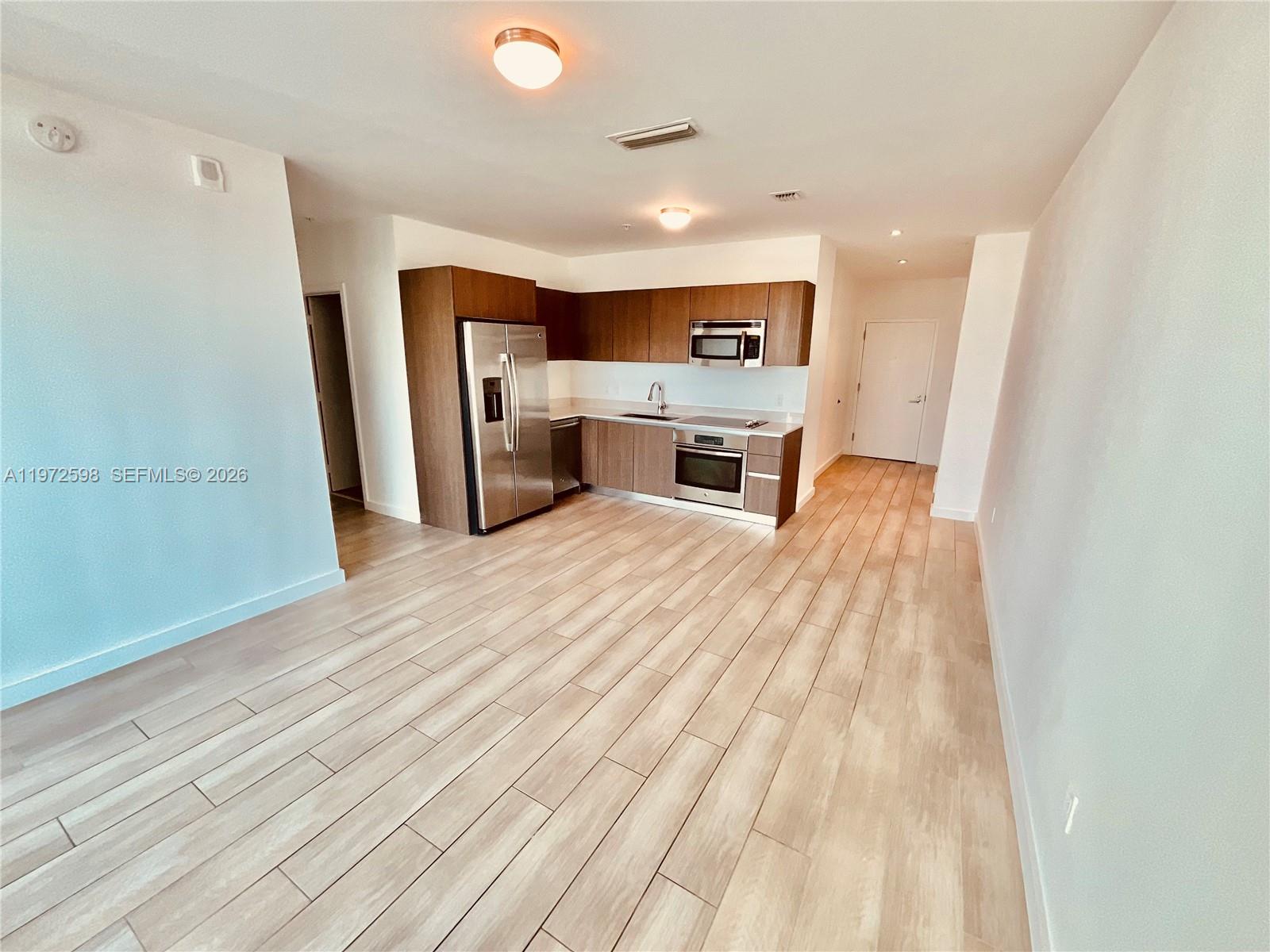 1600 SW 1st Ave #1204, Miami FL 33129