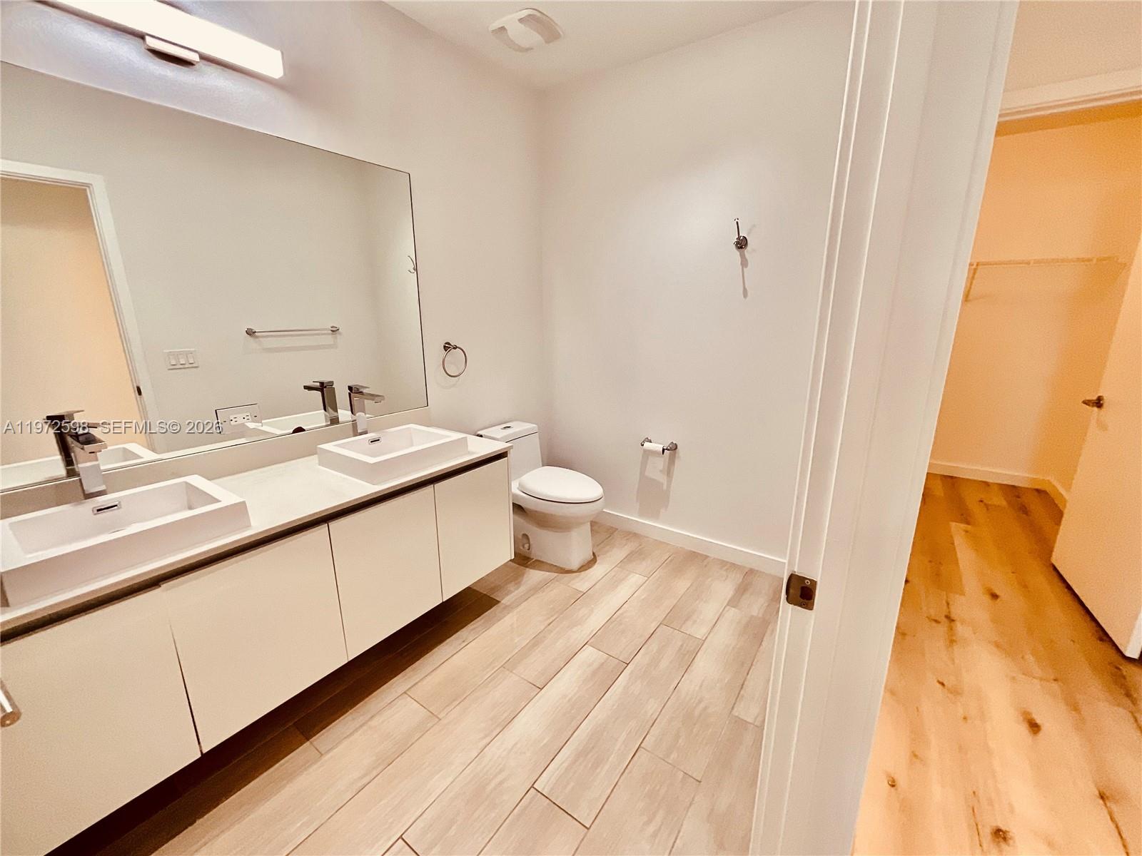 1600 SW 1st Ave #1204, Miami FL 33129