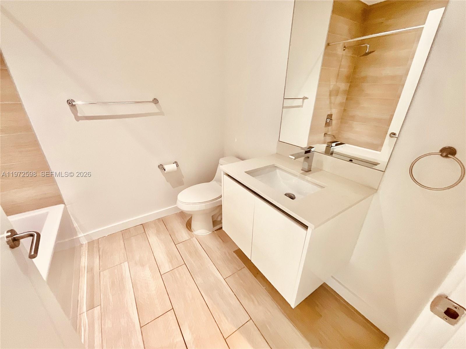 1600 SW 1st Ave #1204, Miami FL 33129
