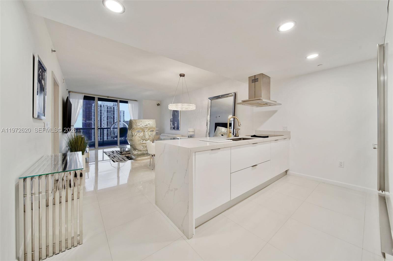 495 Brickell Ave #4209, Miami FL 33131