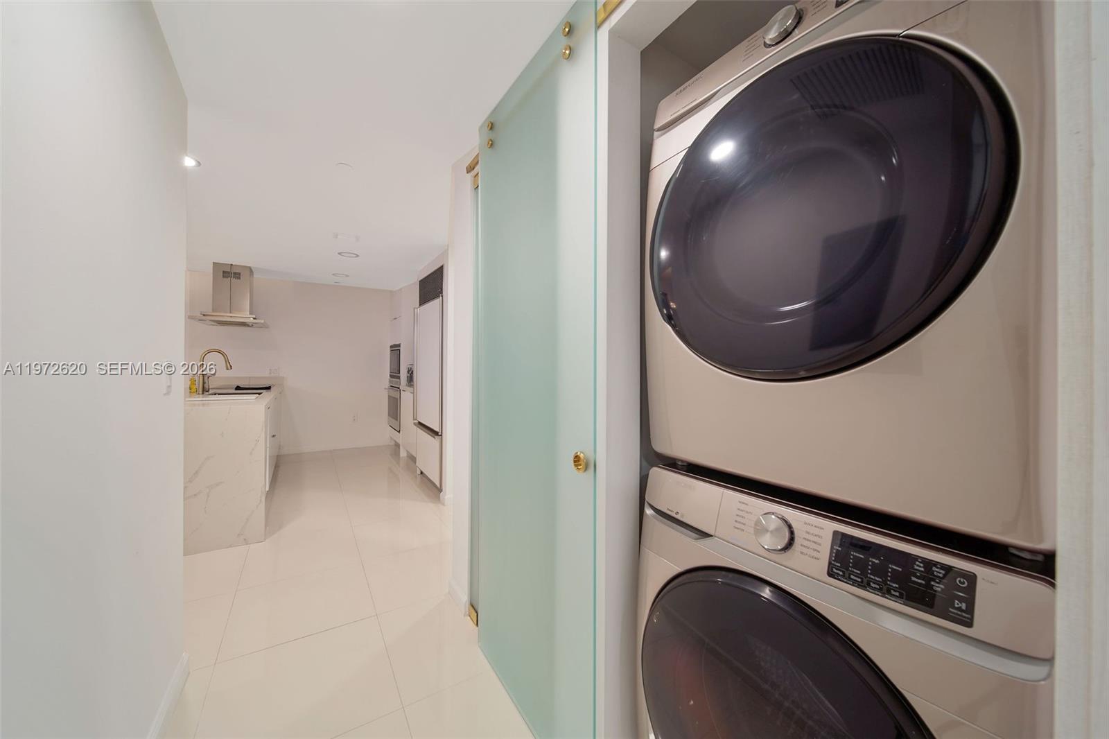 495 Brickell Ave #4209, Miami FL 33131