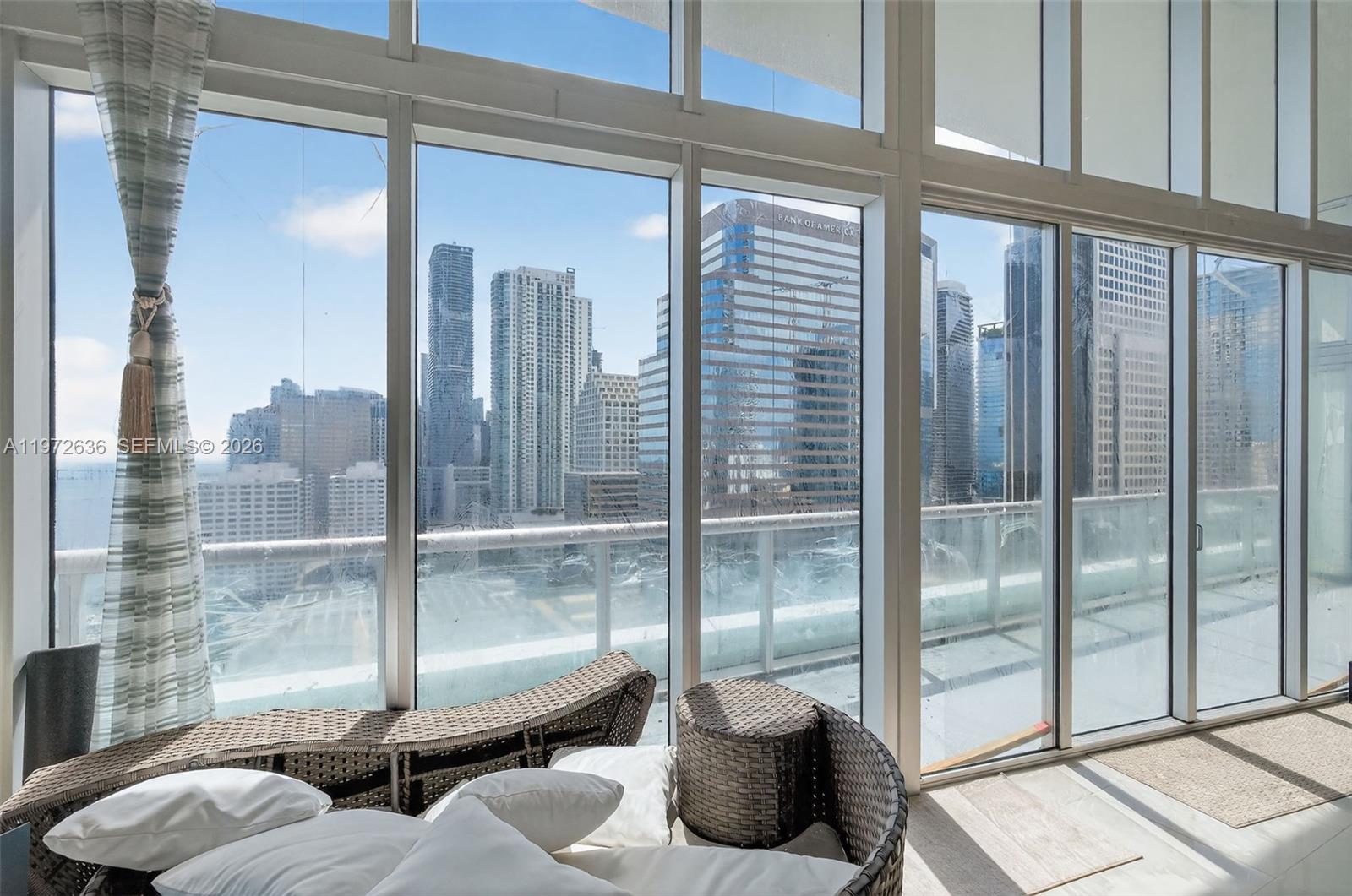 495 Brickell avenue #2201, Miami FL 33131