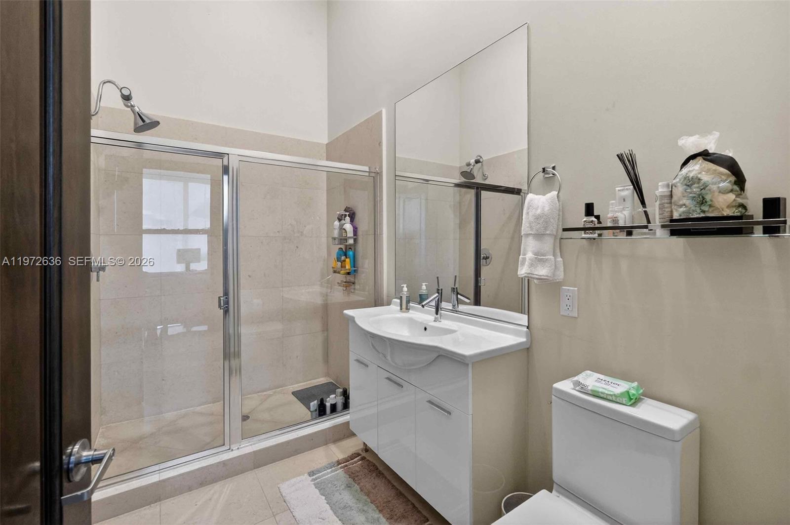 495 Brickell avenue #2201, Miami FL 33131