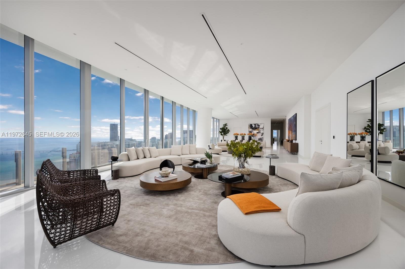 300 Biscayne Boulevard Way #PH5701, Miami FL 33131