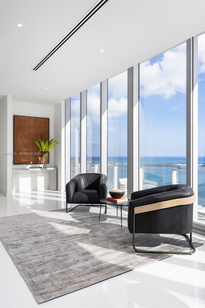 300 Biscayne Boulevard Way #PH5701, Miami FL 33131
