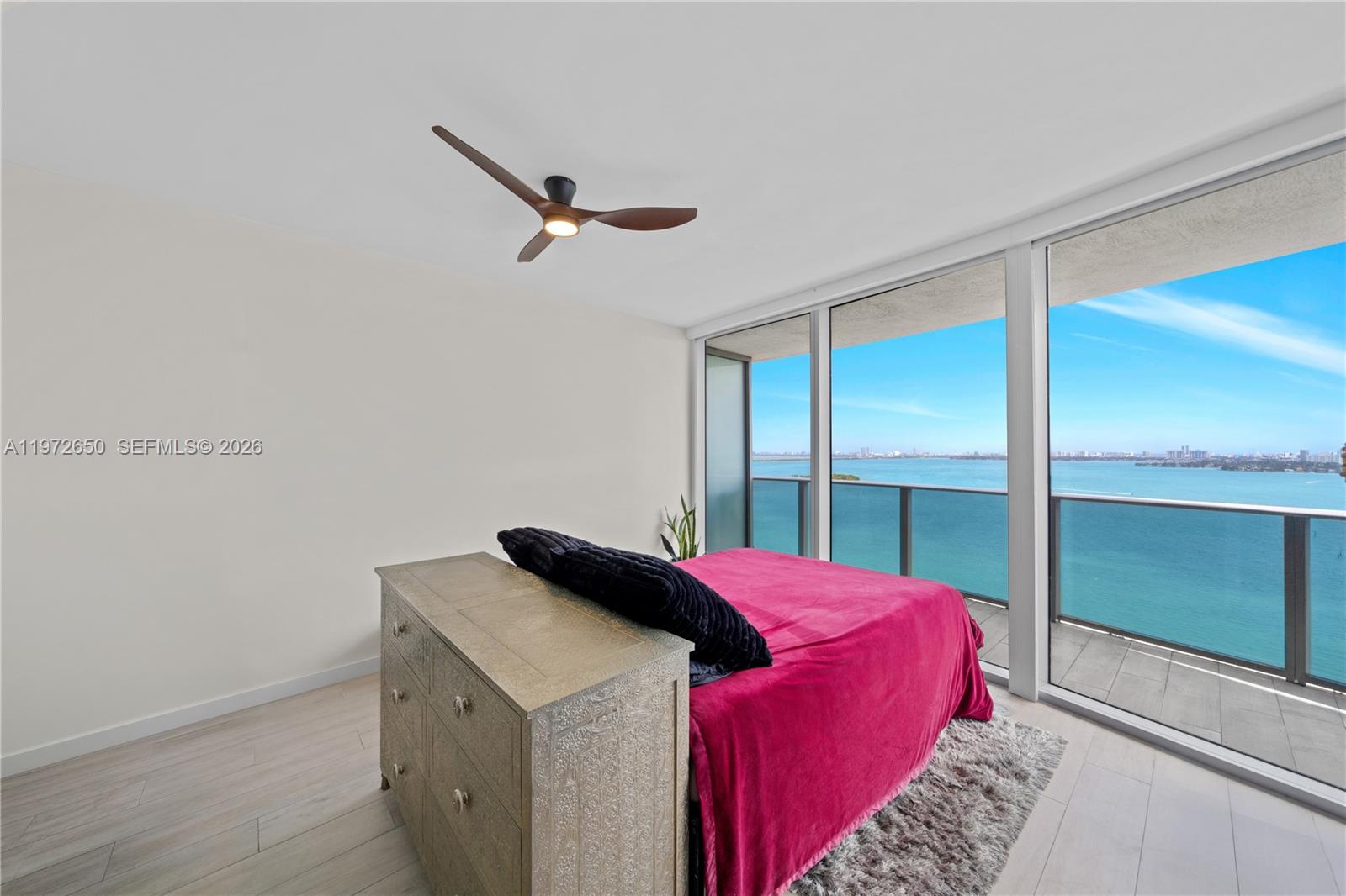 488 NE 18th St #2112, Miami FL 33132