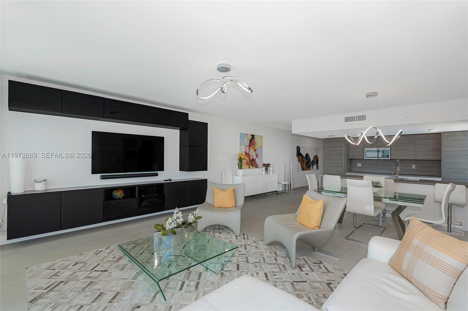 400 Sunny Isles Blvd #1222 SE CORNER UNIT, Sunny Isles Beach FL 33160