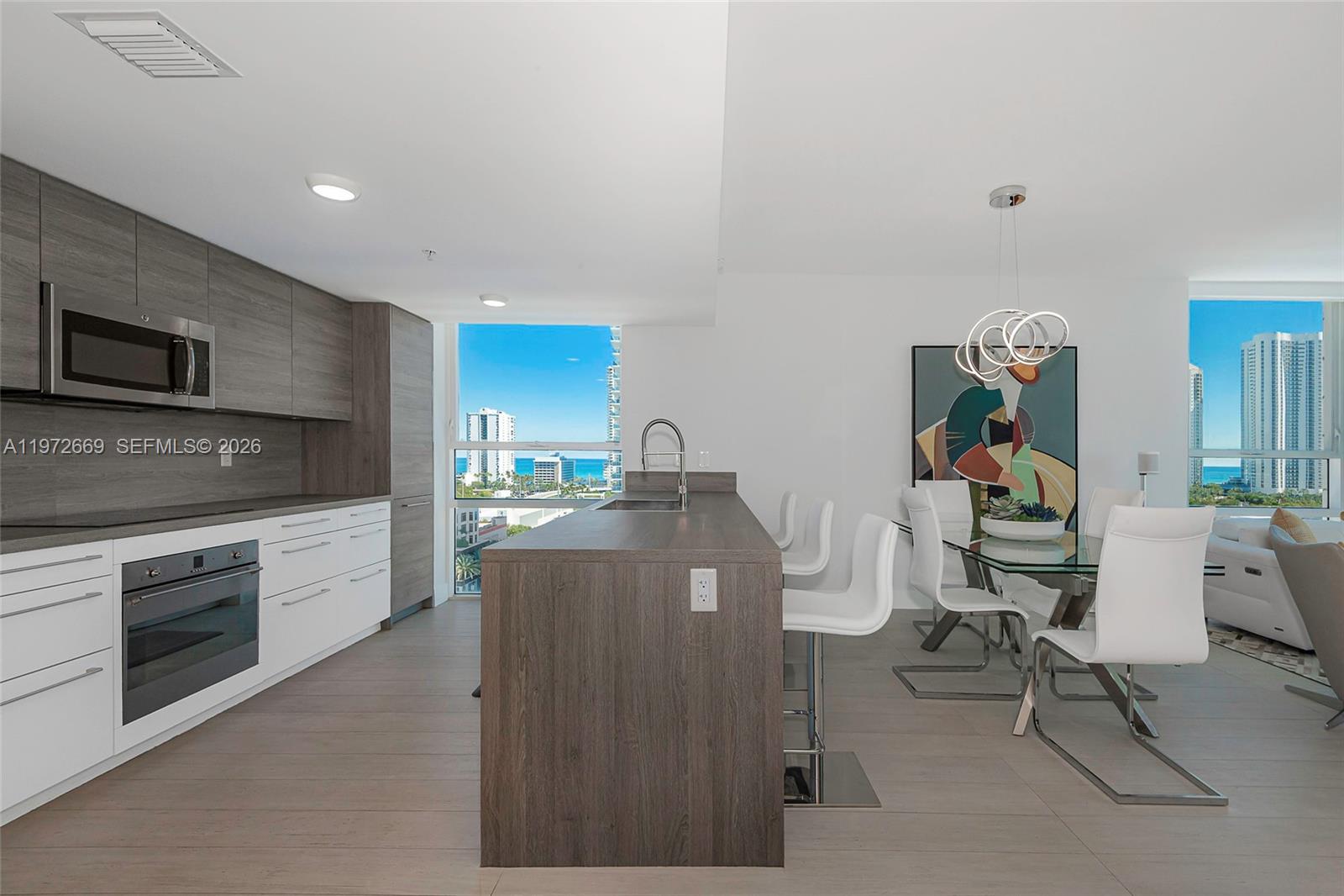 400 Sunny Isles Blvd #1222 SE CORNER UNIT, Sunny Isles Beach FL 33160