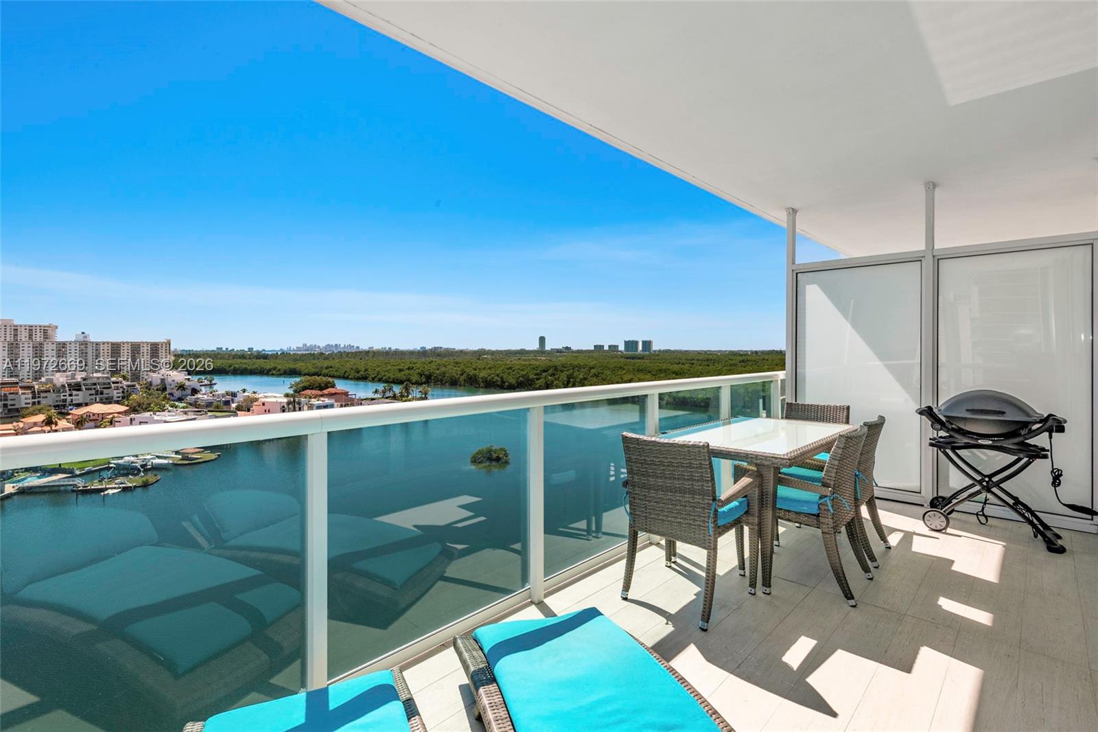 400 Sunny Isles Blvd #1222 SE CORNER UNIT, Sunny Isles Beach FL 33160