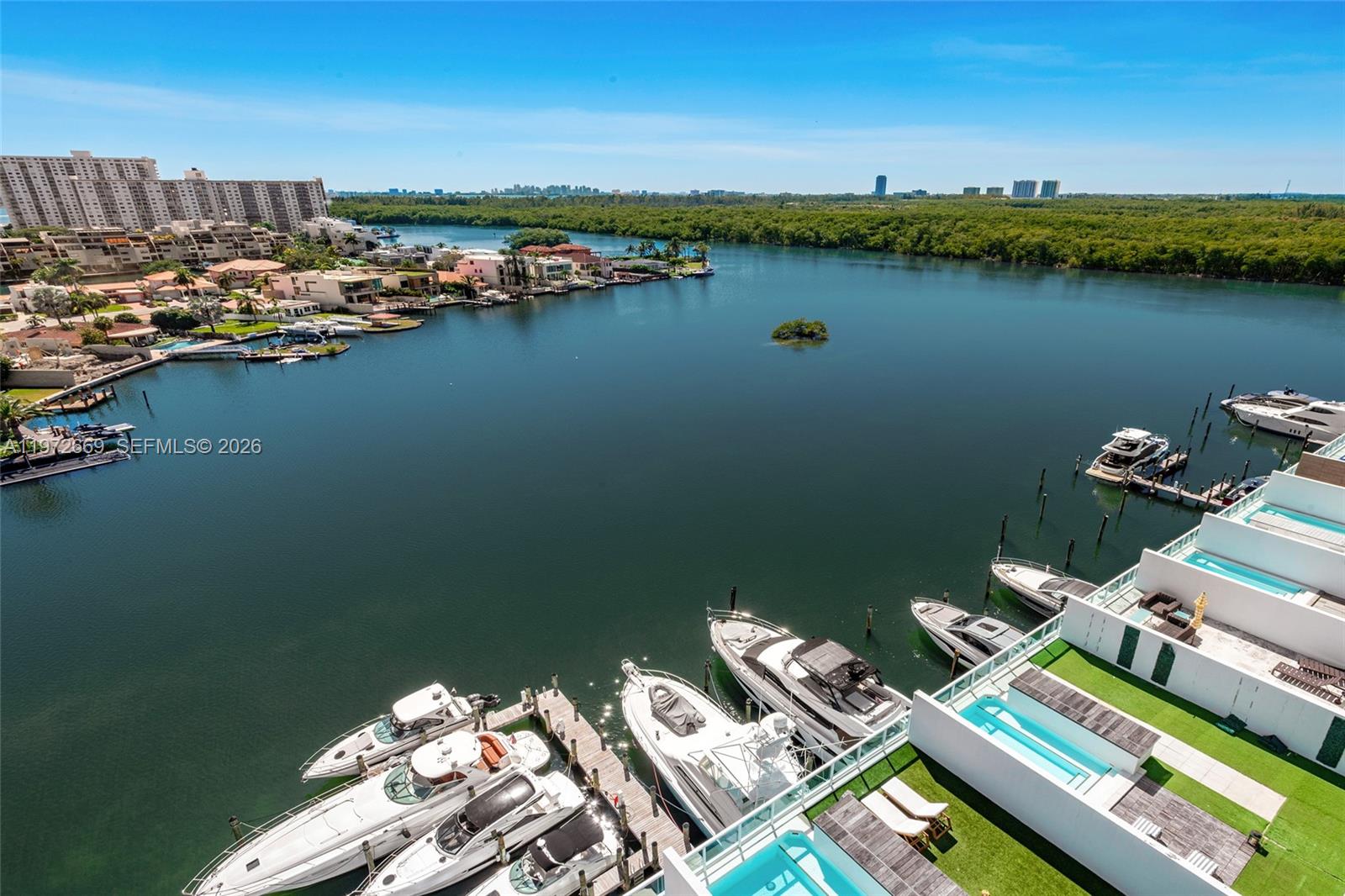 400 Sunny Isles Blvd #1222 SE CORNER UNIT, Sunny Isles Beach FL 33160