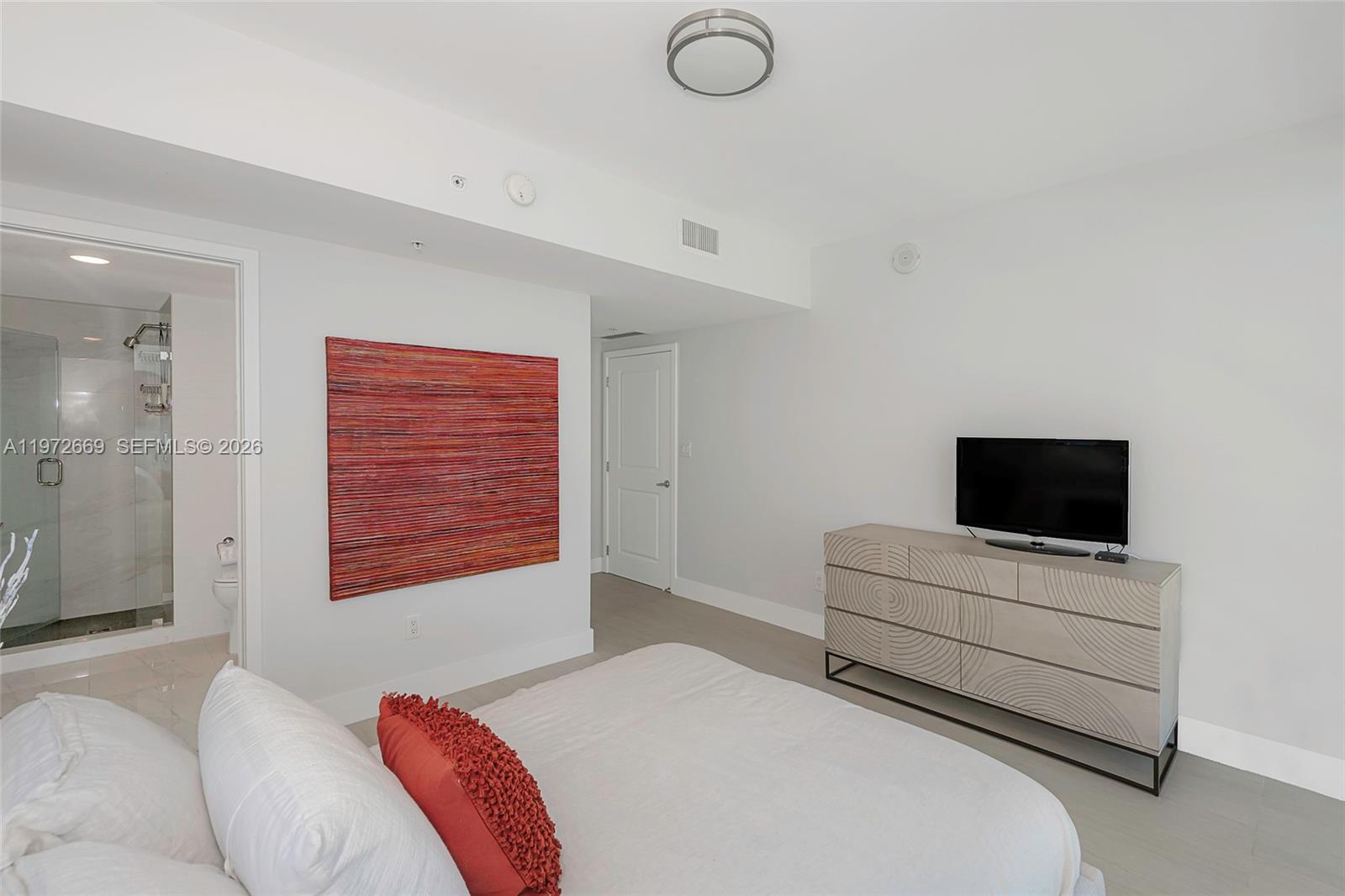 400 Sunny Isles Blvd #1222 SE CORNER UNIT, Sunny Isles Beach FL 33160