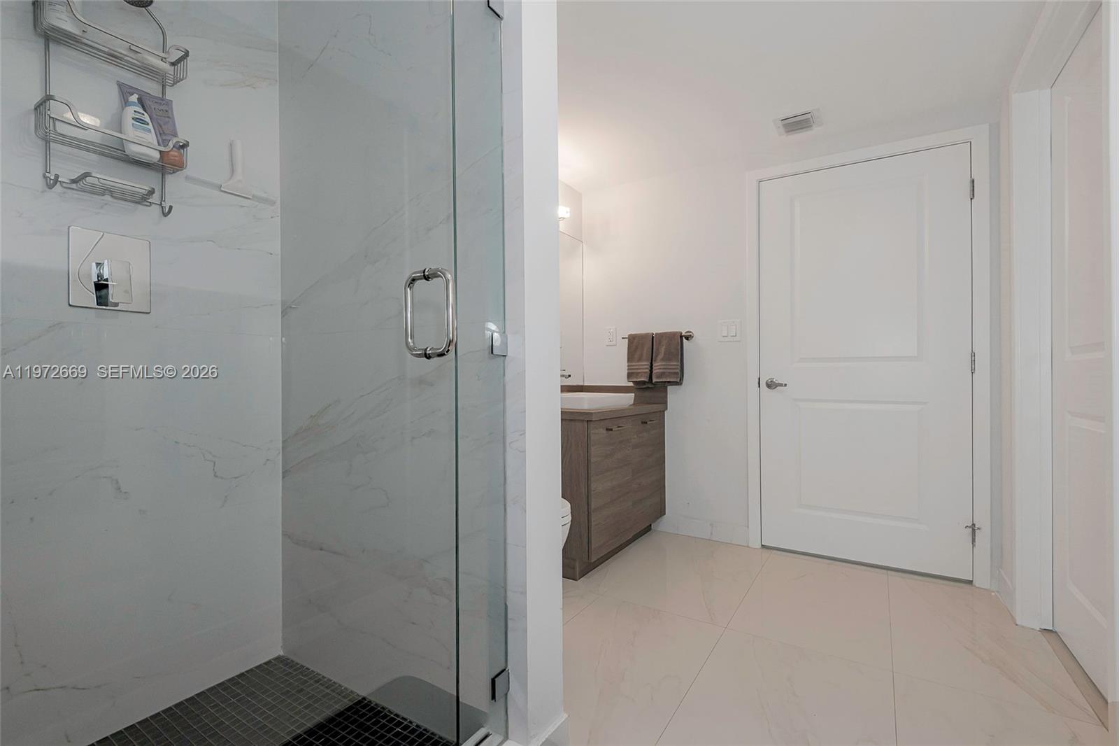 400 Sunny Isles Blvd #1222 SE CORNER UNIT, Sunny Isles Beach FL 33160