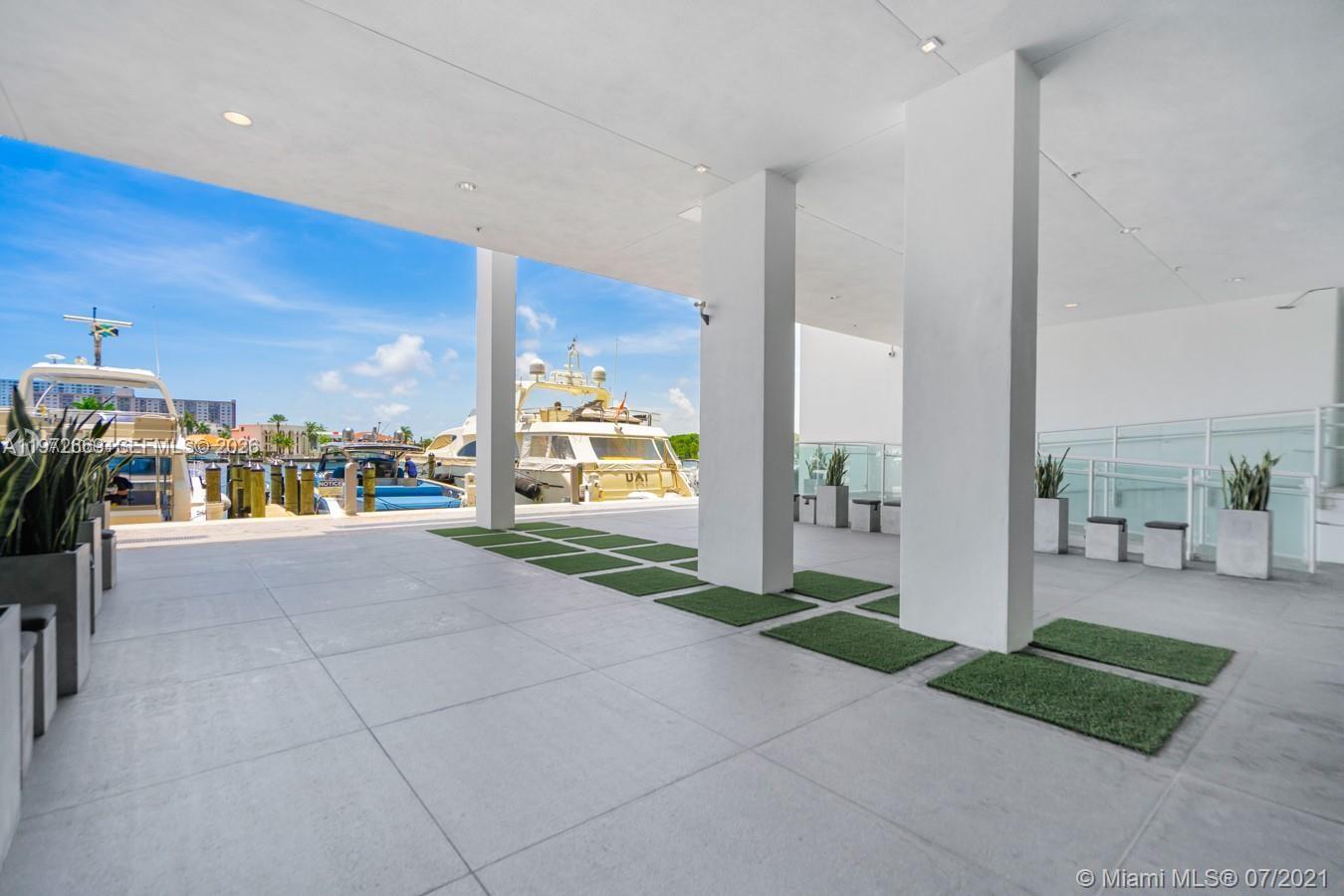 400 Sunny Isles Blvd #1222 SE CORNER UNIT, Sunny Isles Beach FL 33160
