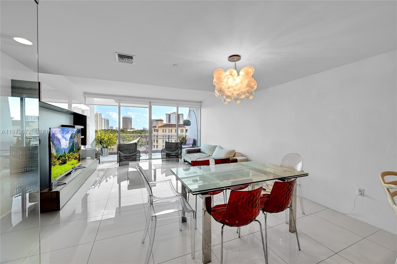 2950 NE 188th St #534, Aventura FL 33180