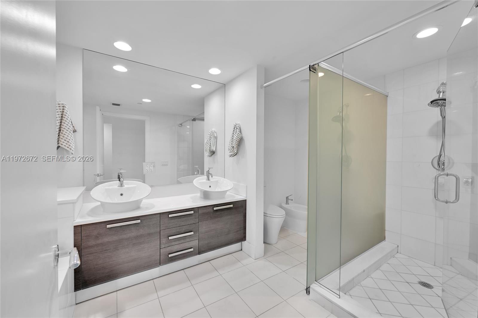 2950 NE 188th St #534, Aventura FL 33180