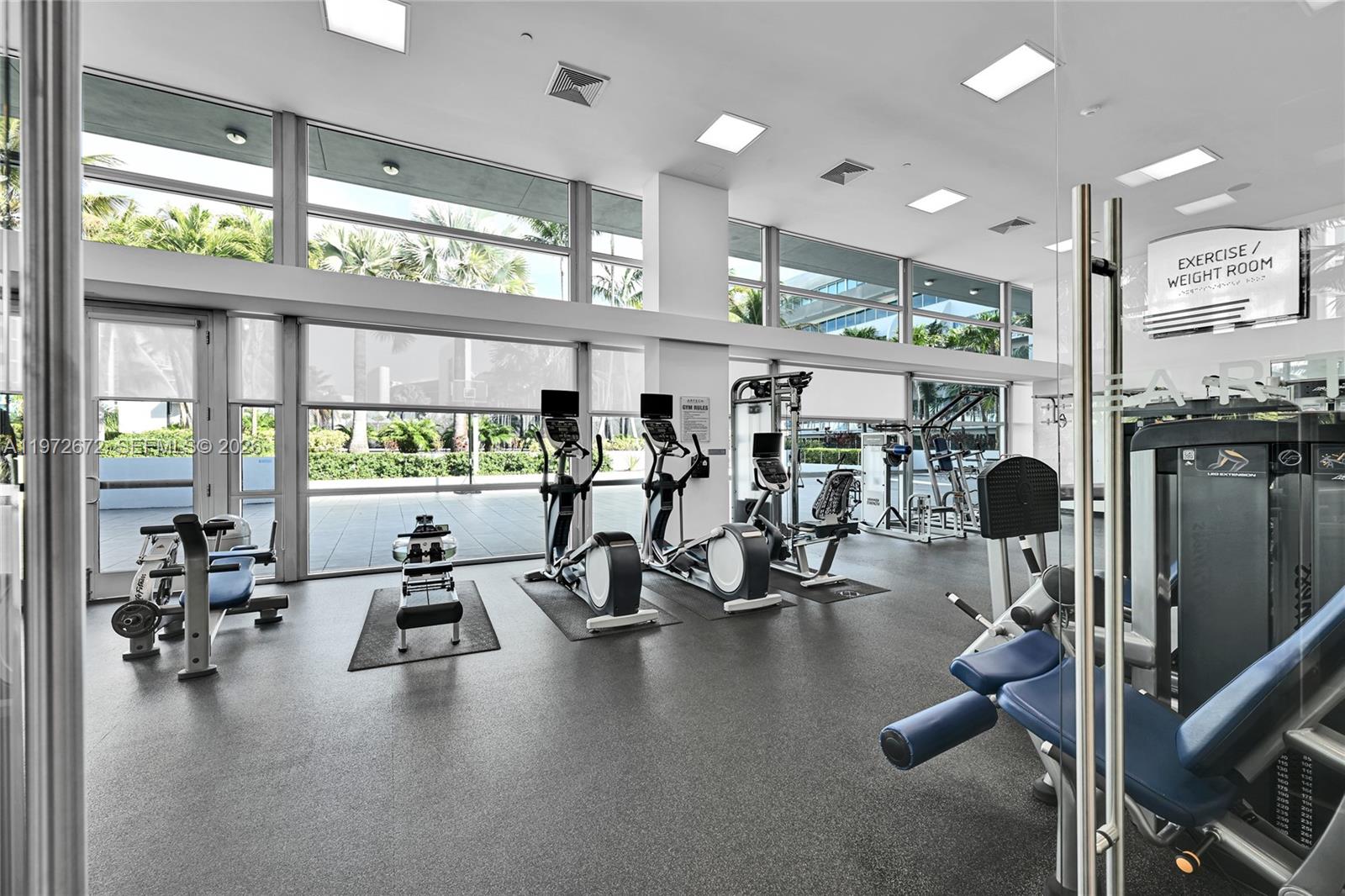 2950 NE 188th St #534, Aventura FL 33180
