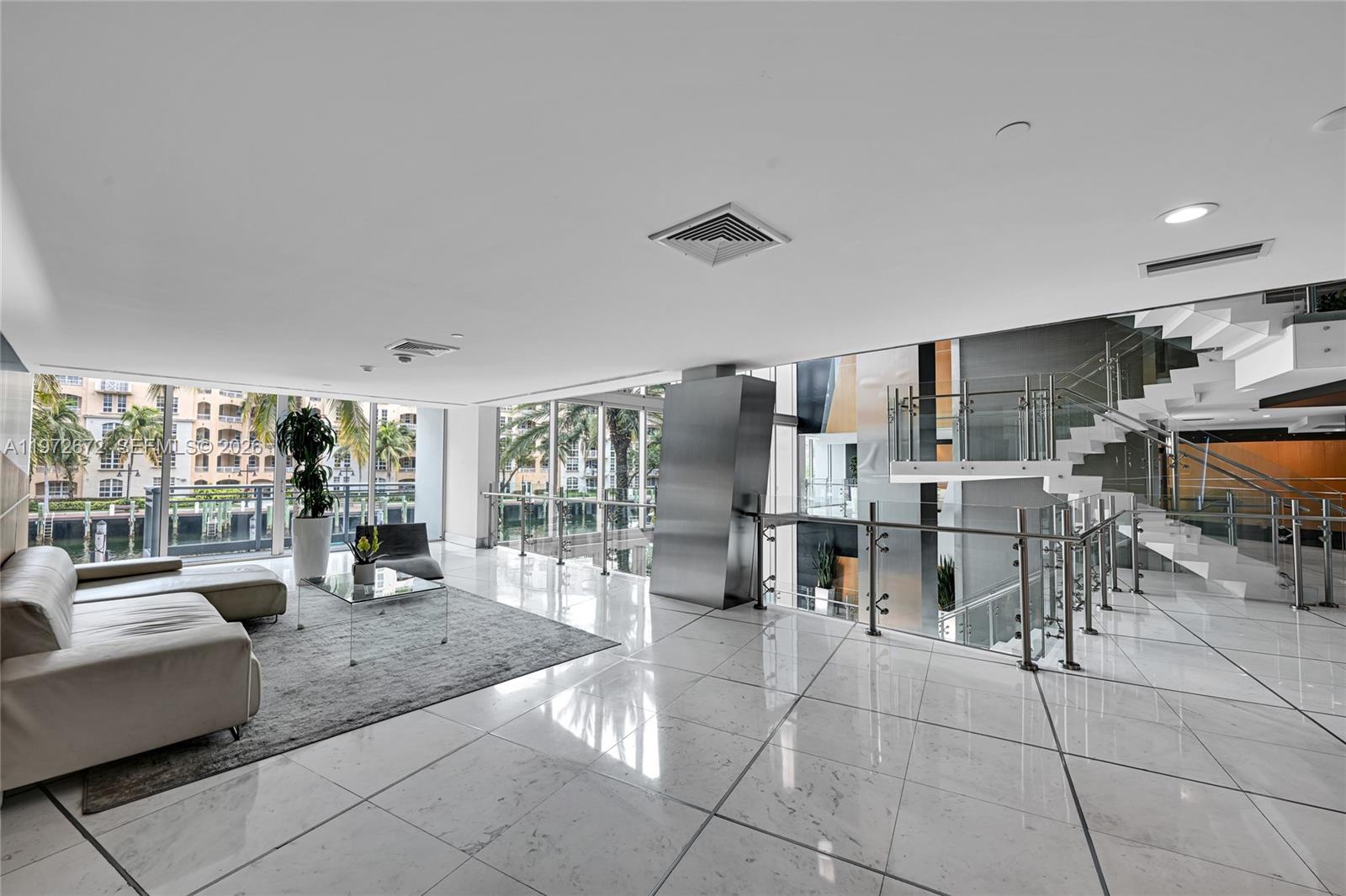2950 NE 188th St #534, Aventura FL 33180