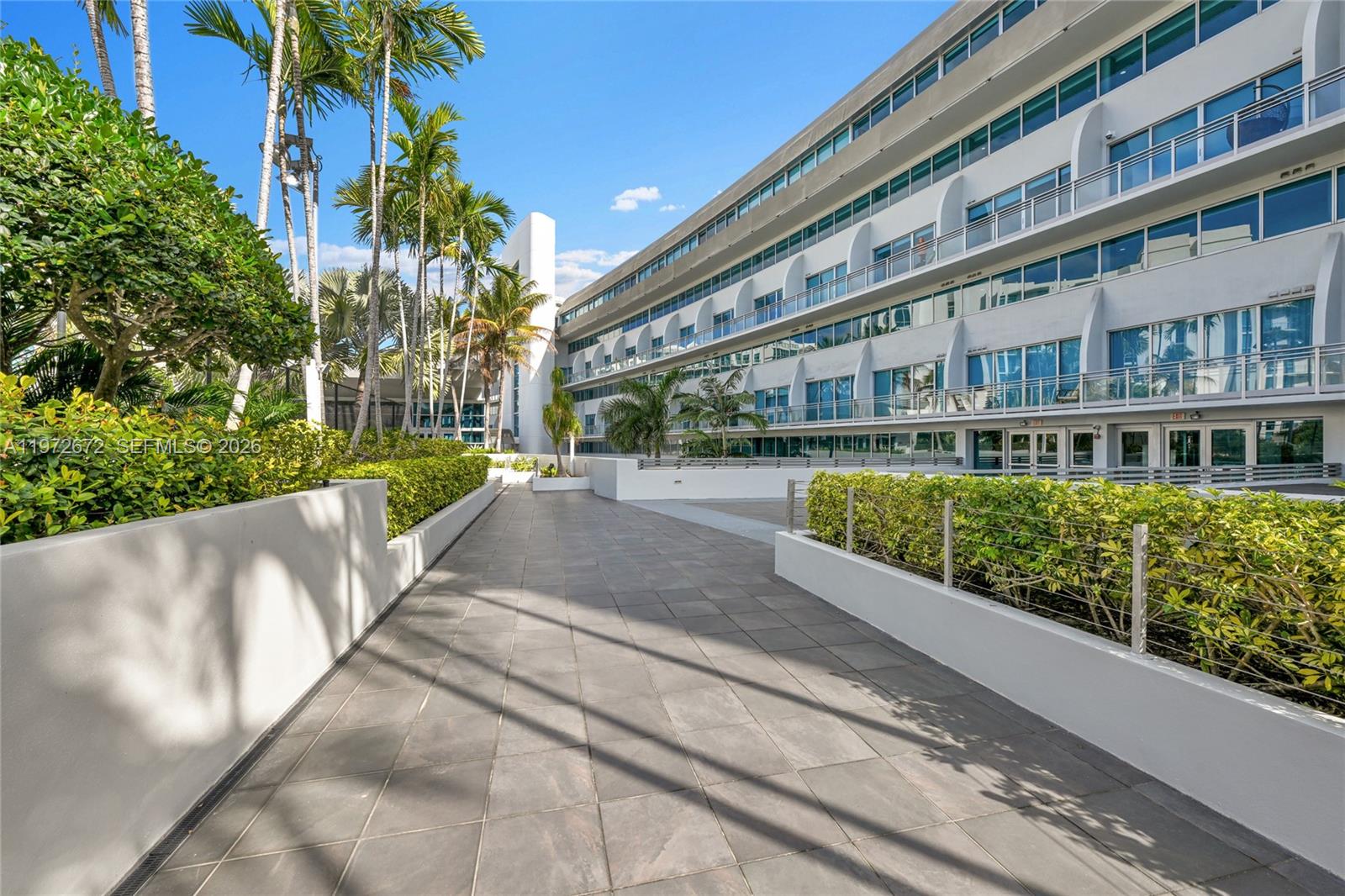 2950 NE 188th St #534, Aventura FL 33180