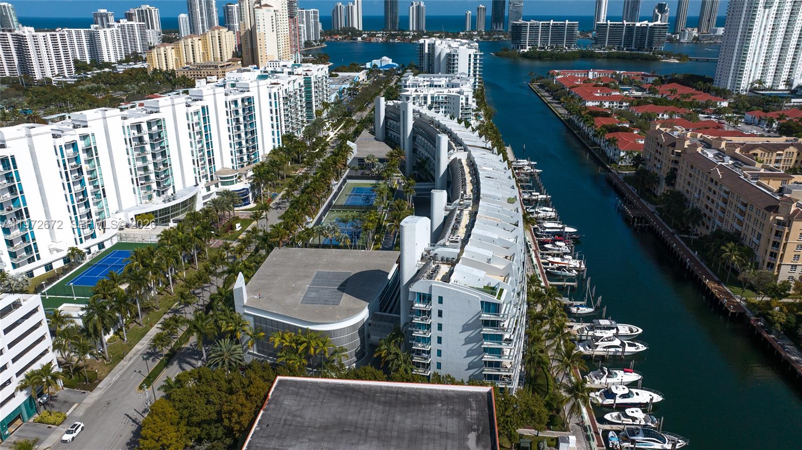 2950 NE 188th St #534, Aventura FL 33180