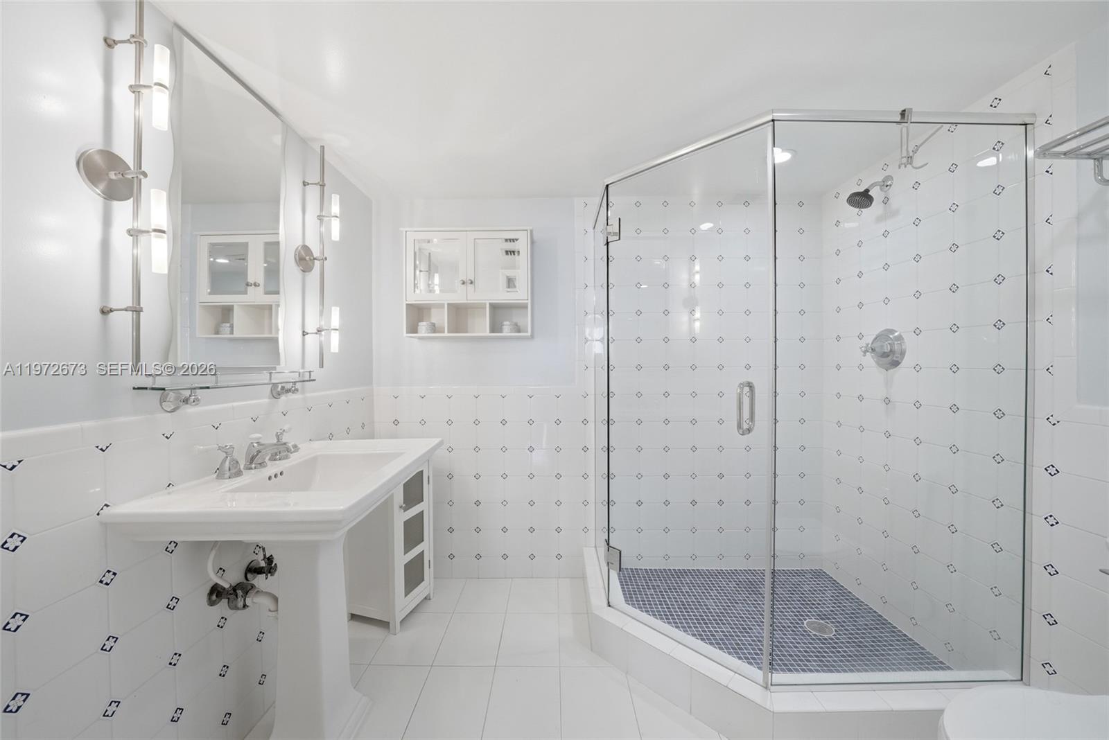 540 Brickell Key Dr #222, Miami FL 33131