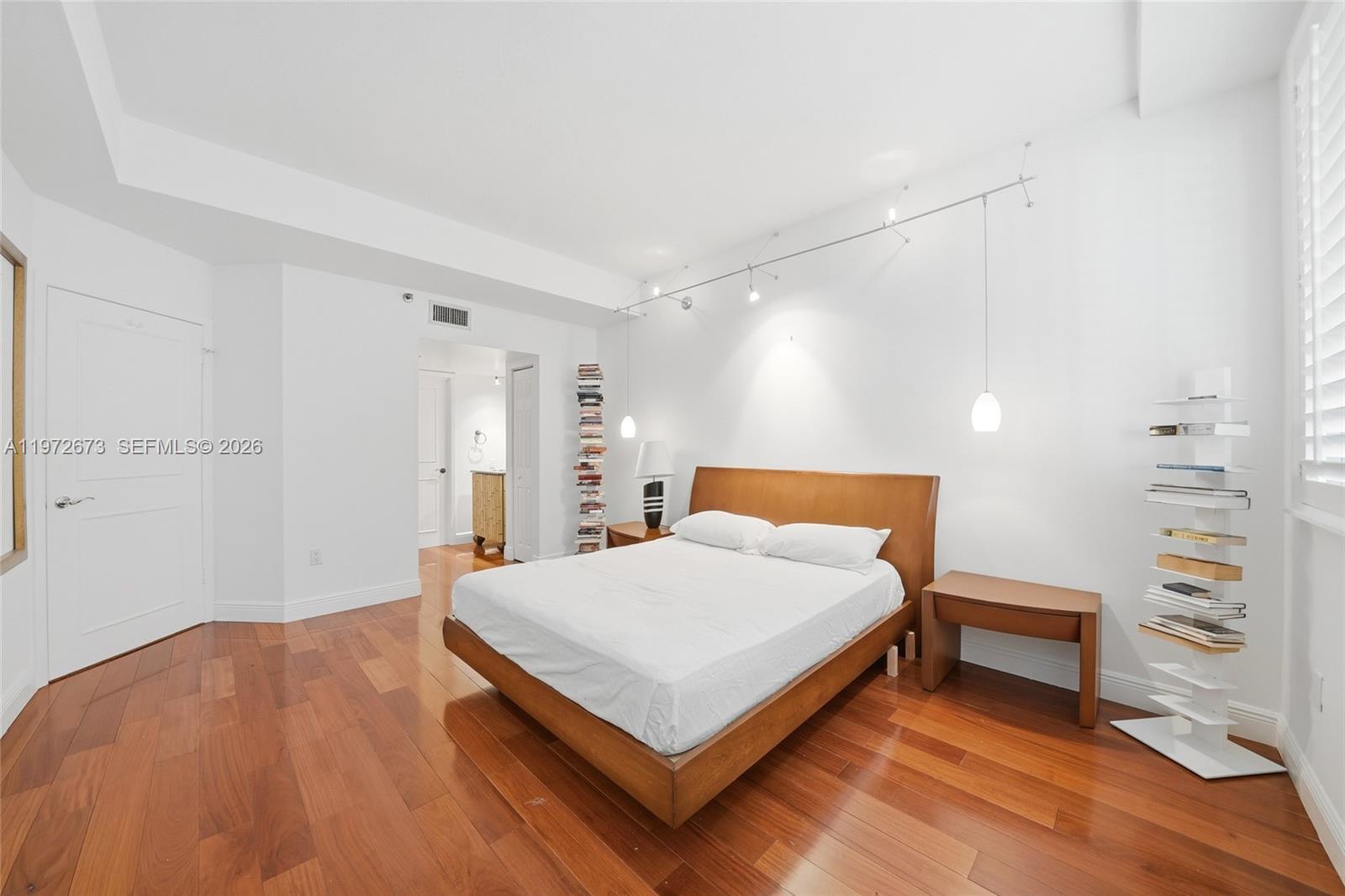 540 Brickell Key Dr #222, Miami FL 33131