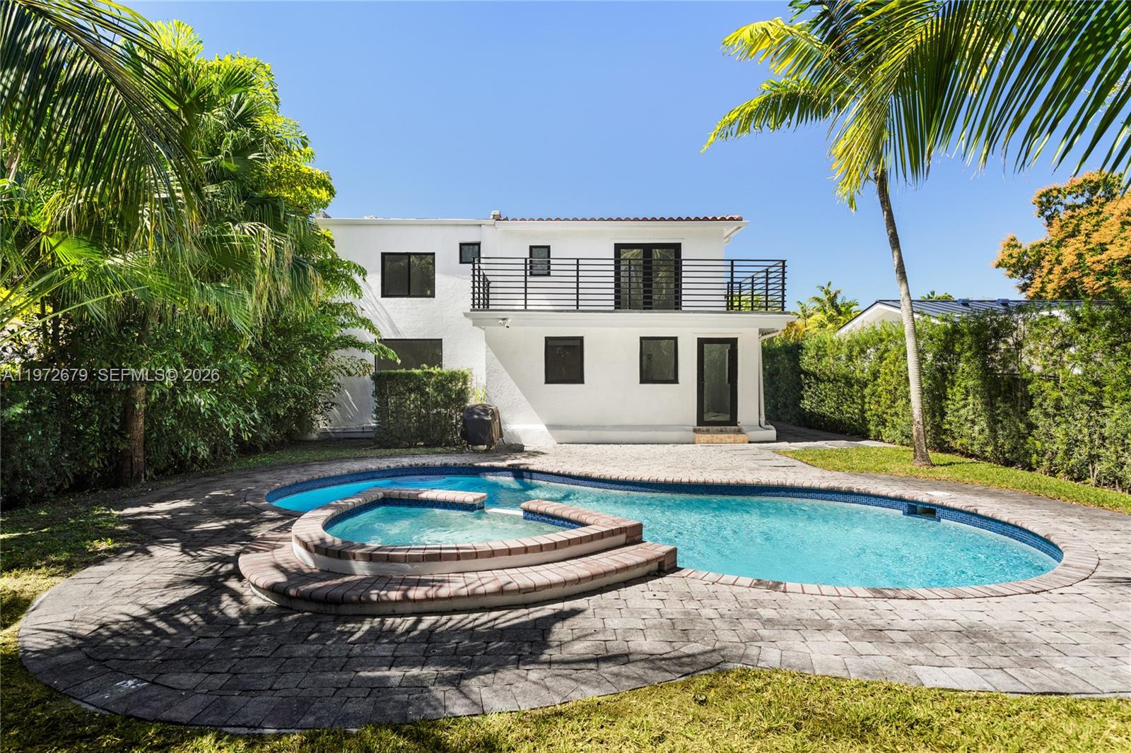 7111 SW 63rd Ave, South Miami FL 33143