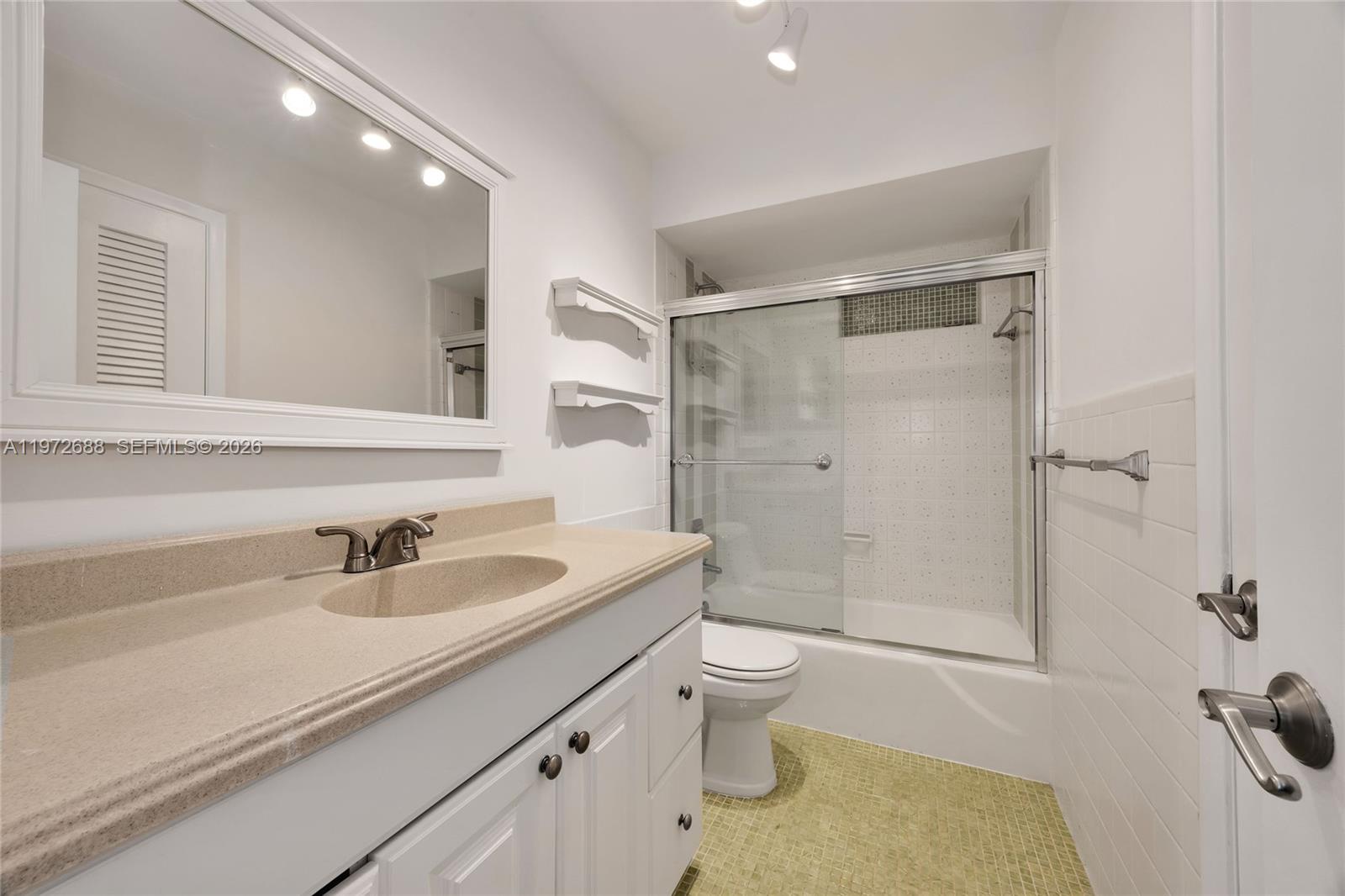 1150 Madruga Ave #B301, Coral Gables FL 33146