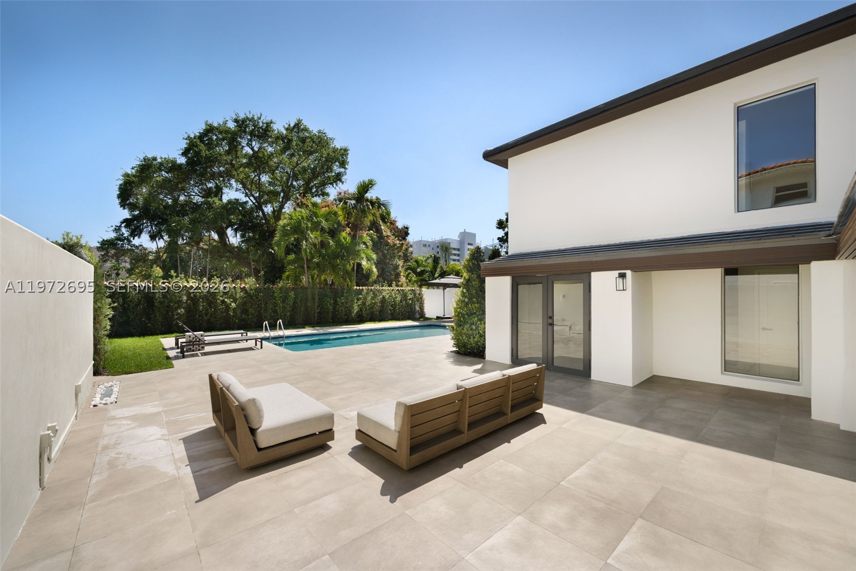2805 SW 4th Ave, Miami FL 33129