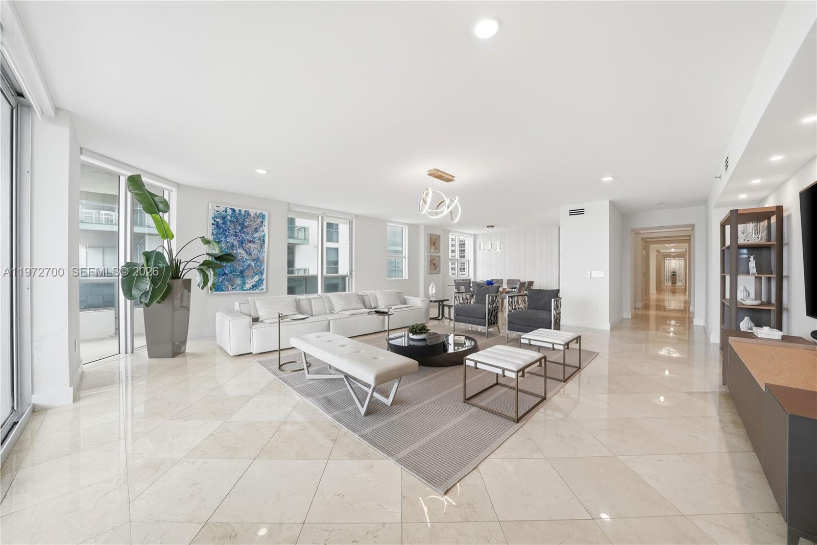 5801 Collins Ave #700, Miami Beach FL 33140