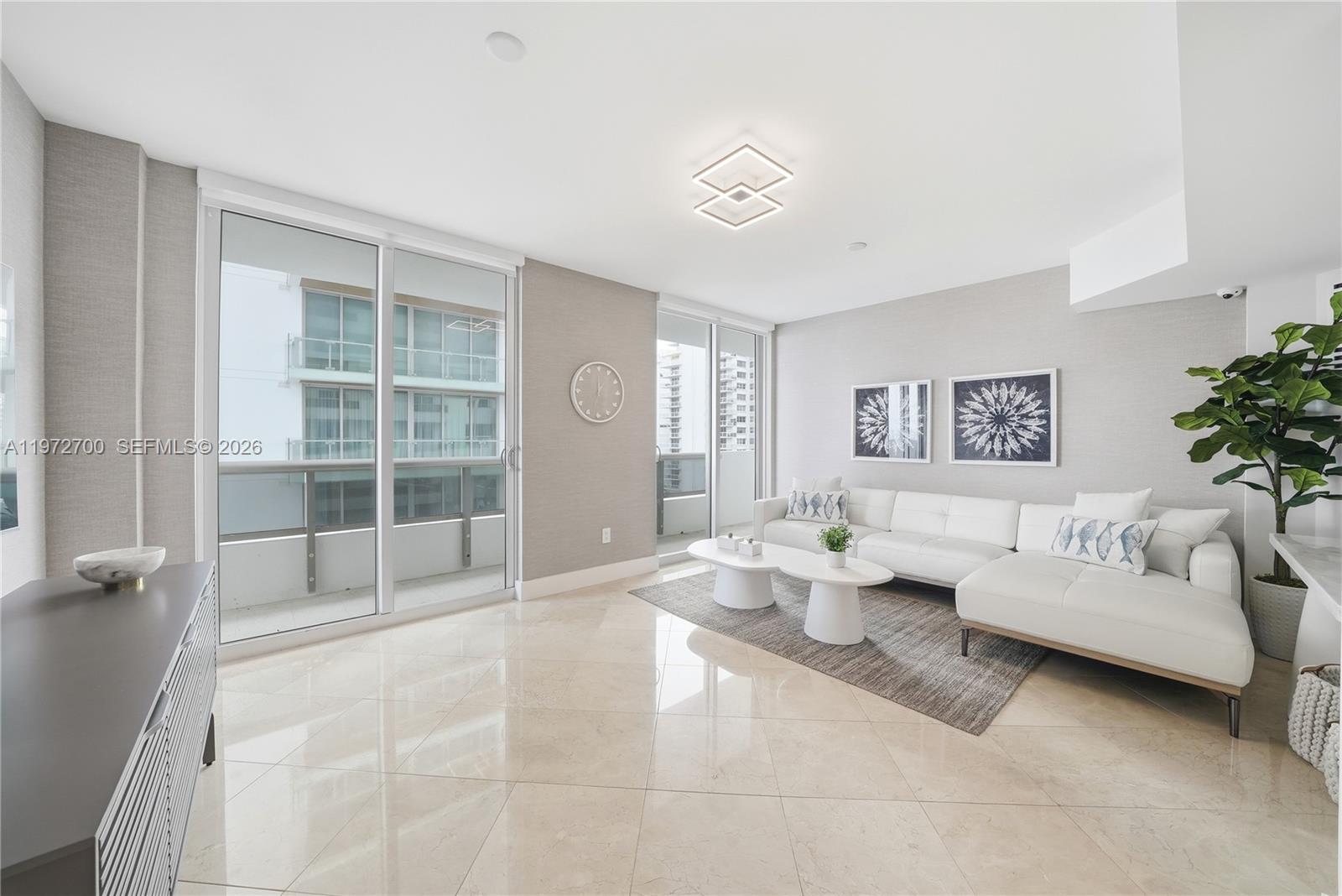 5801 Collins Ave #700, Miami Beach FL 33140