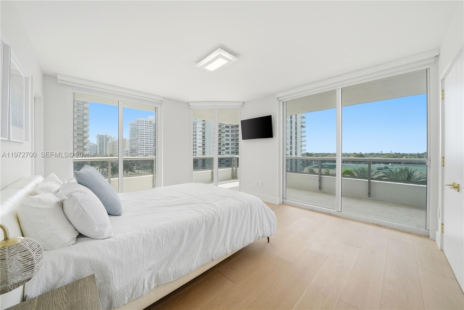 5801 Collins Ave #700, Miami Beach FL 33140