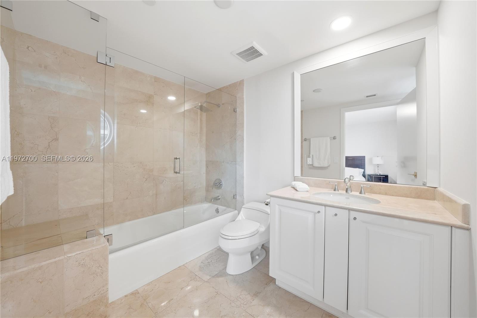 5801 Collins Ave #700, Miami Beach FL 33140