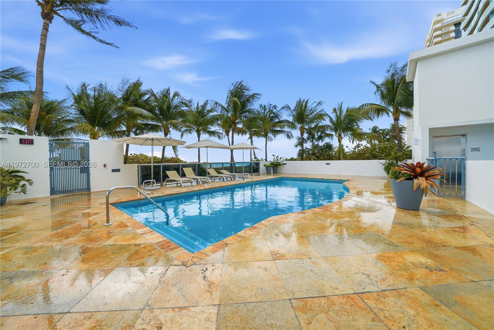 5801 Collins Ave #700, Miami Beach FL 33140