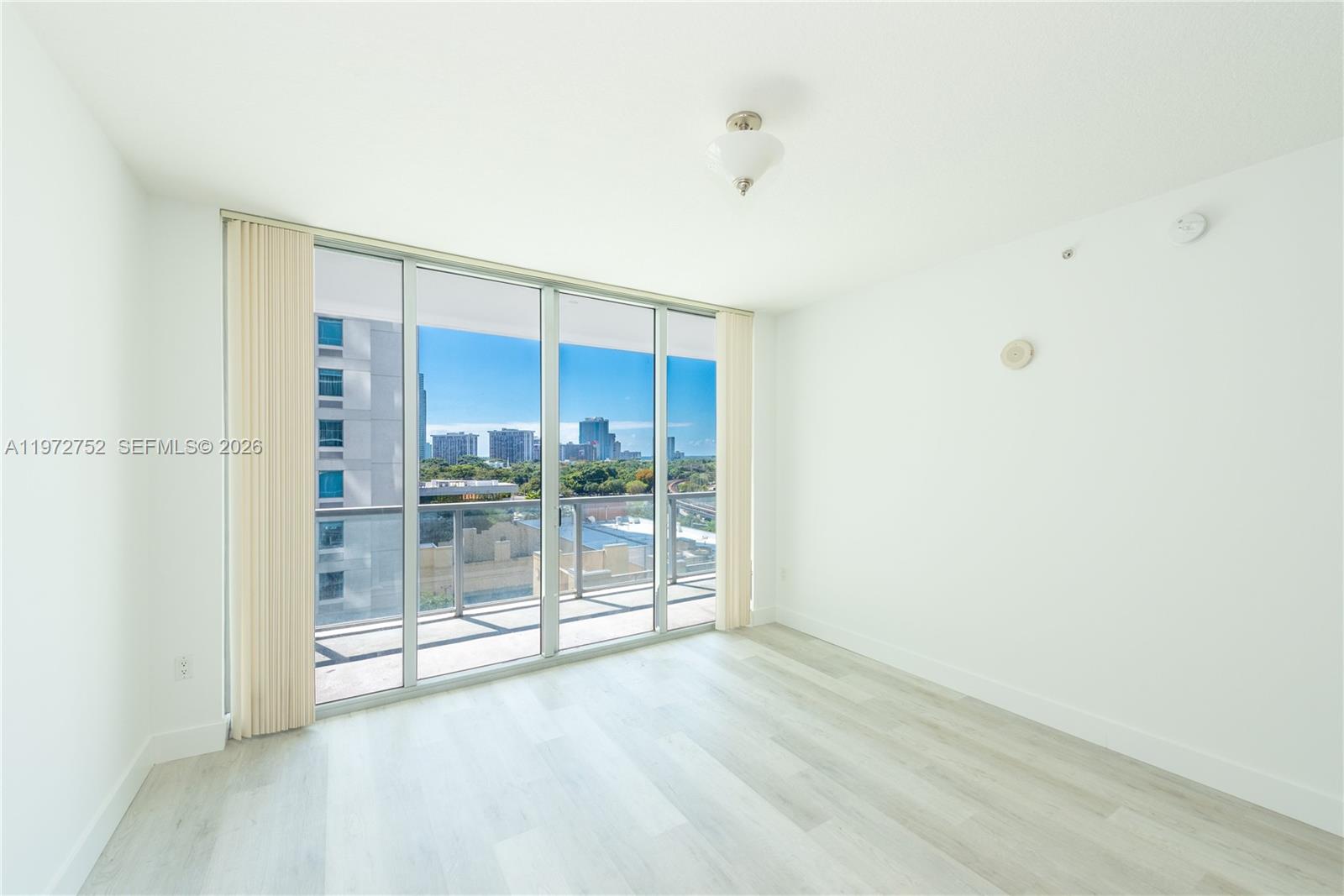79 SW 12th St #1105-S, Miami FL 33130