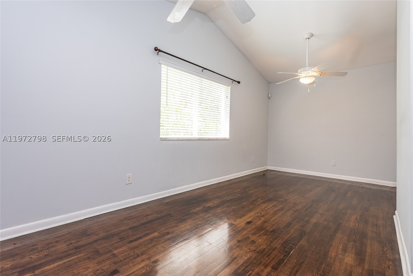 330 NE 86 St, El Portal FL 33138