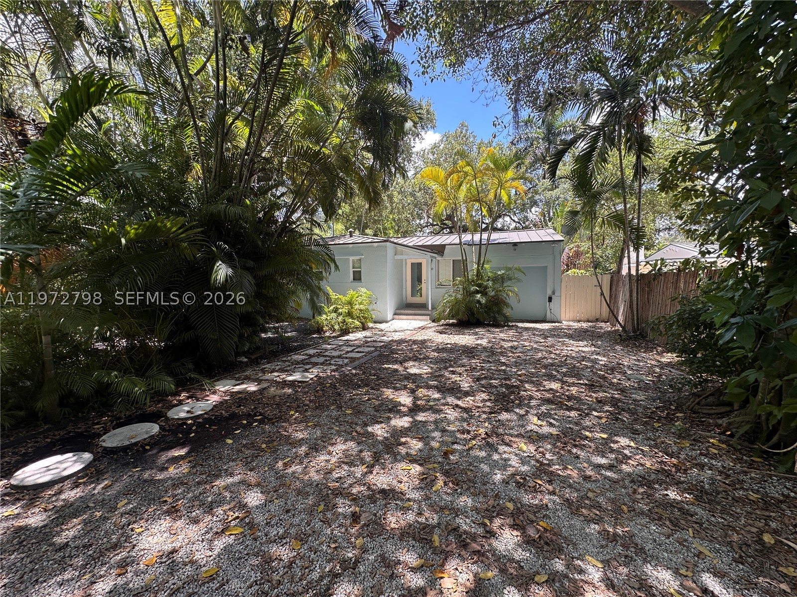330 NE 86 St, El Portal FL 33138