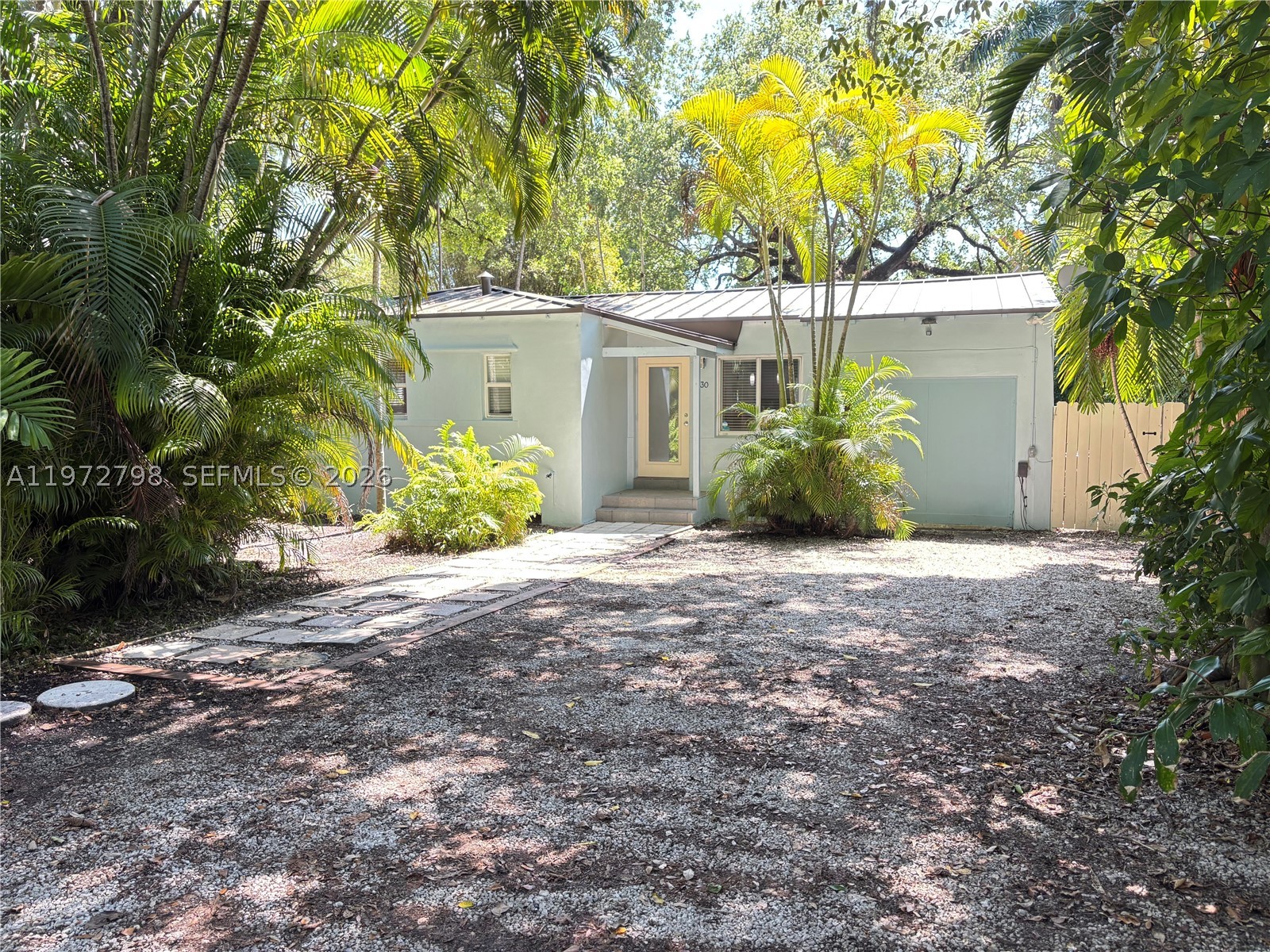 330 NE 86 St, El Portal FL 33138