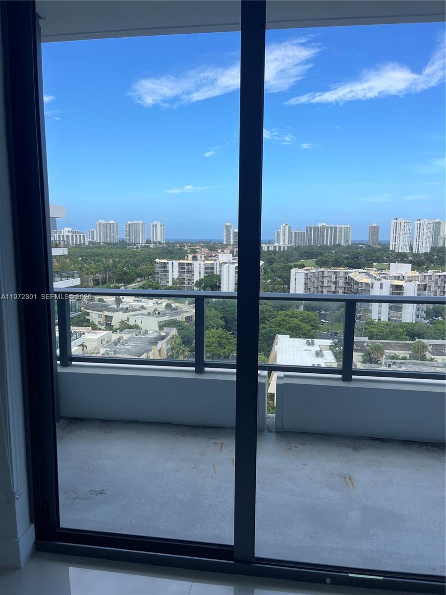 2960 NE 207 #PH16, Aventura FL 33180