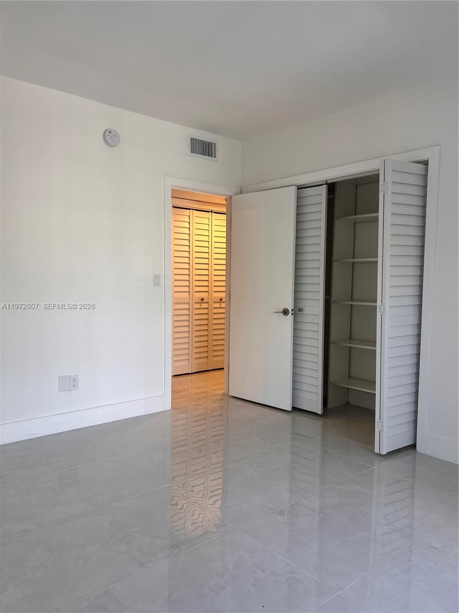 2430 NE 135th St #201, North Miami FL 33181