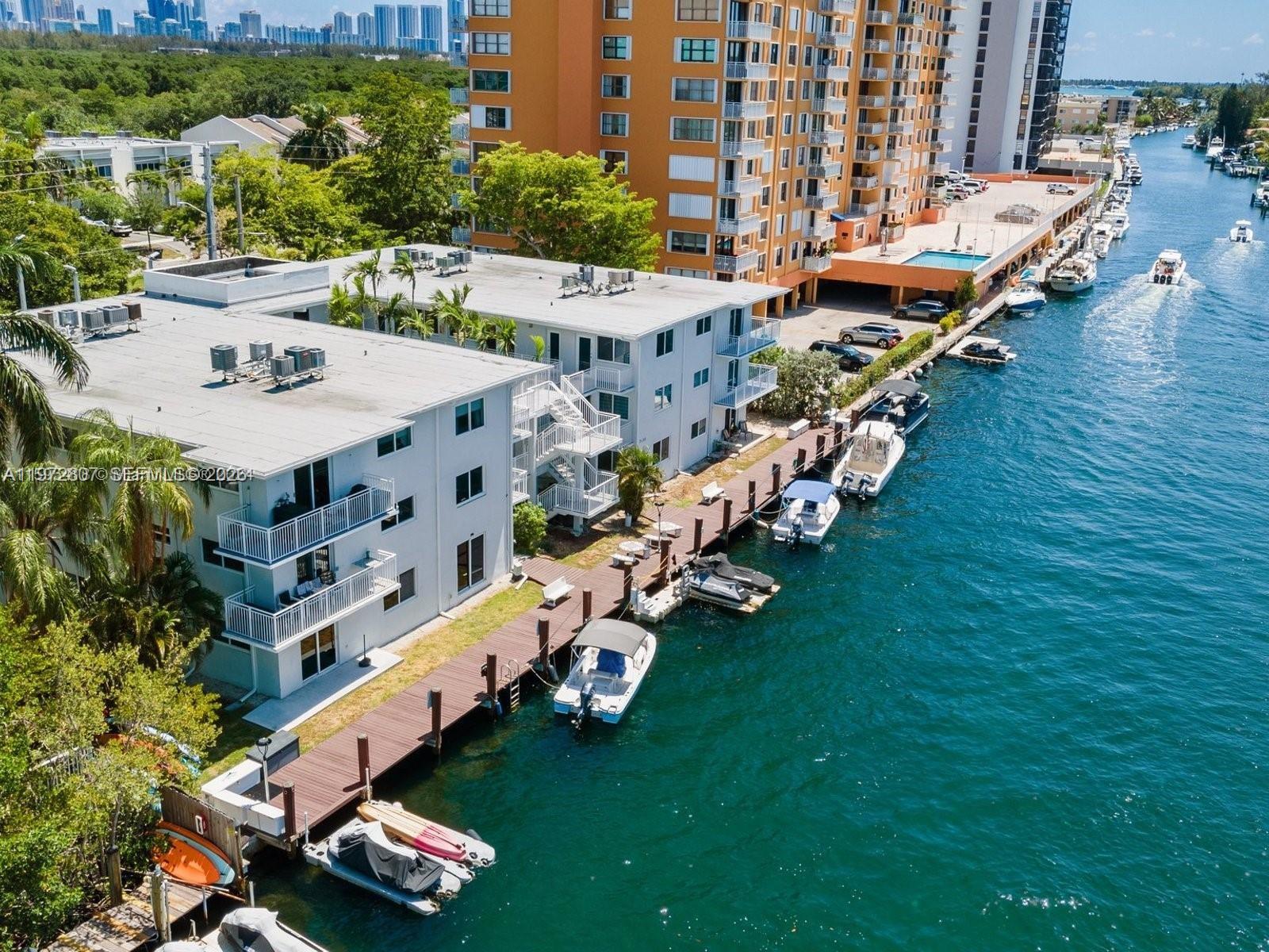 2430 NE 135th St #201, North Miami FL 33181