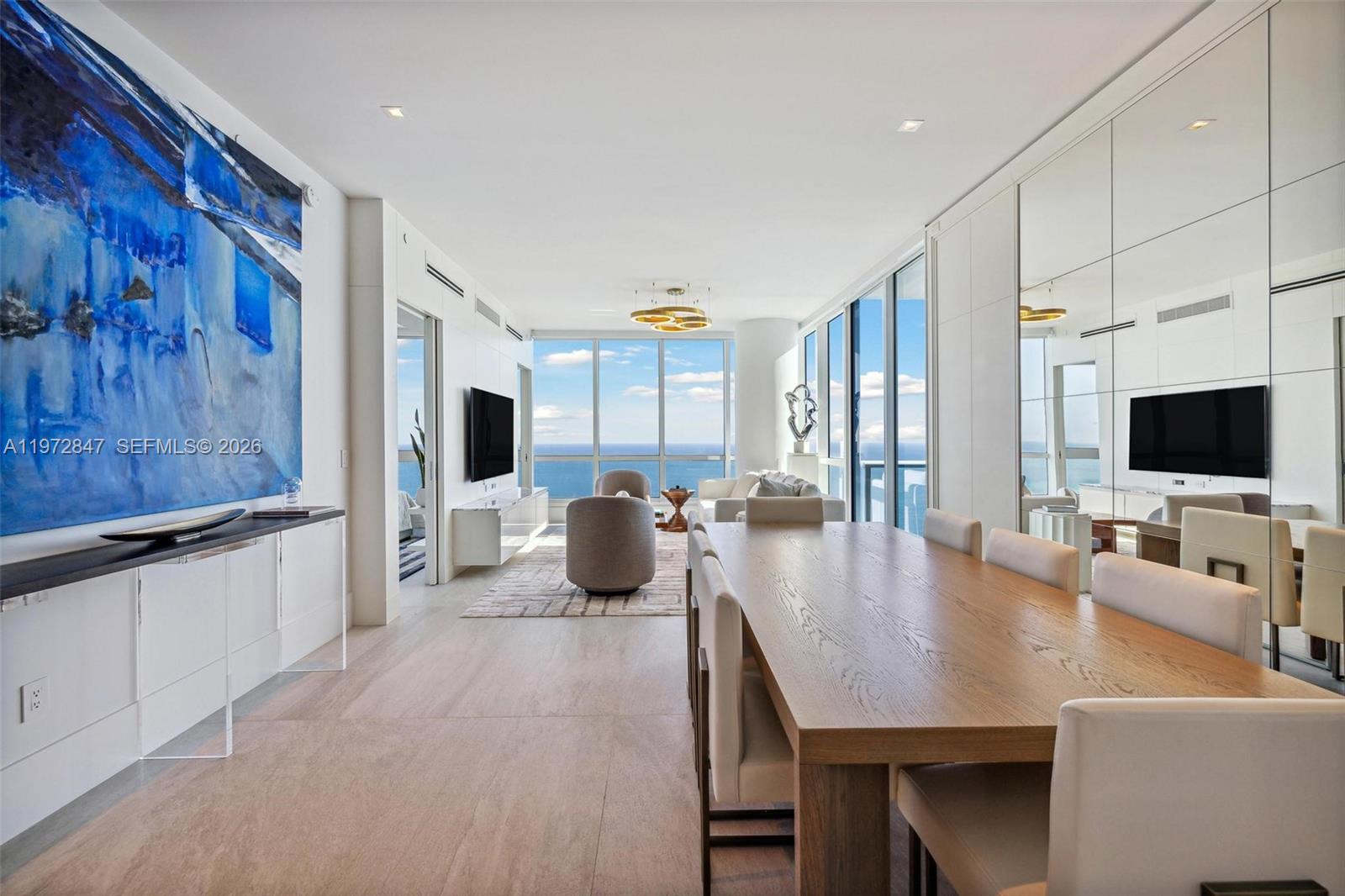 100 S Pointe Dr #3905, Miami Beach FL 33139