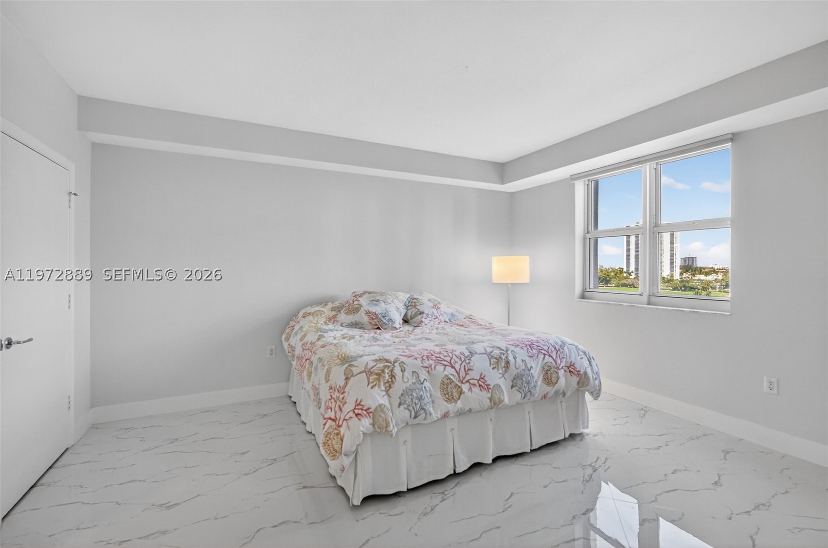 20000 E Country Club Dr #714, Aventura FL 33180