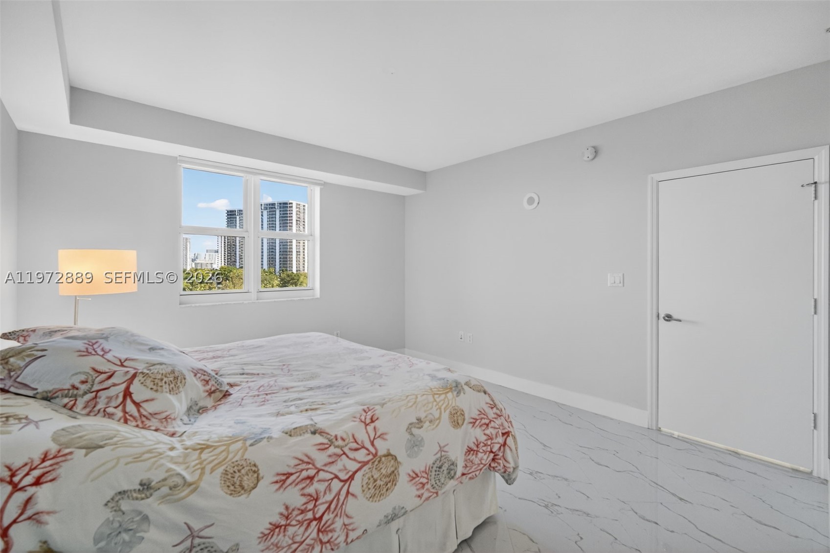 20000 E Country Club Dr #714, Aventura FL 33180